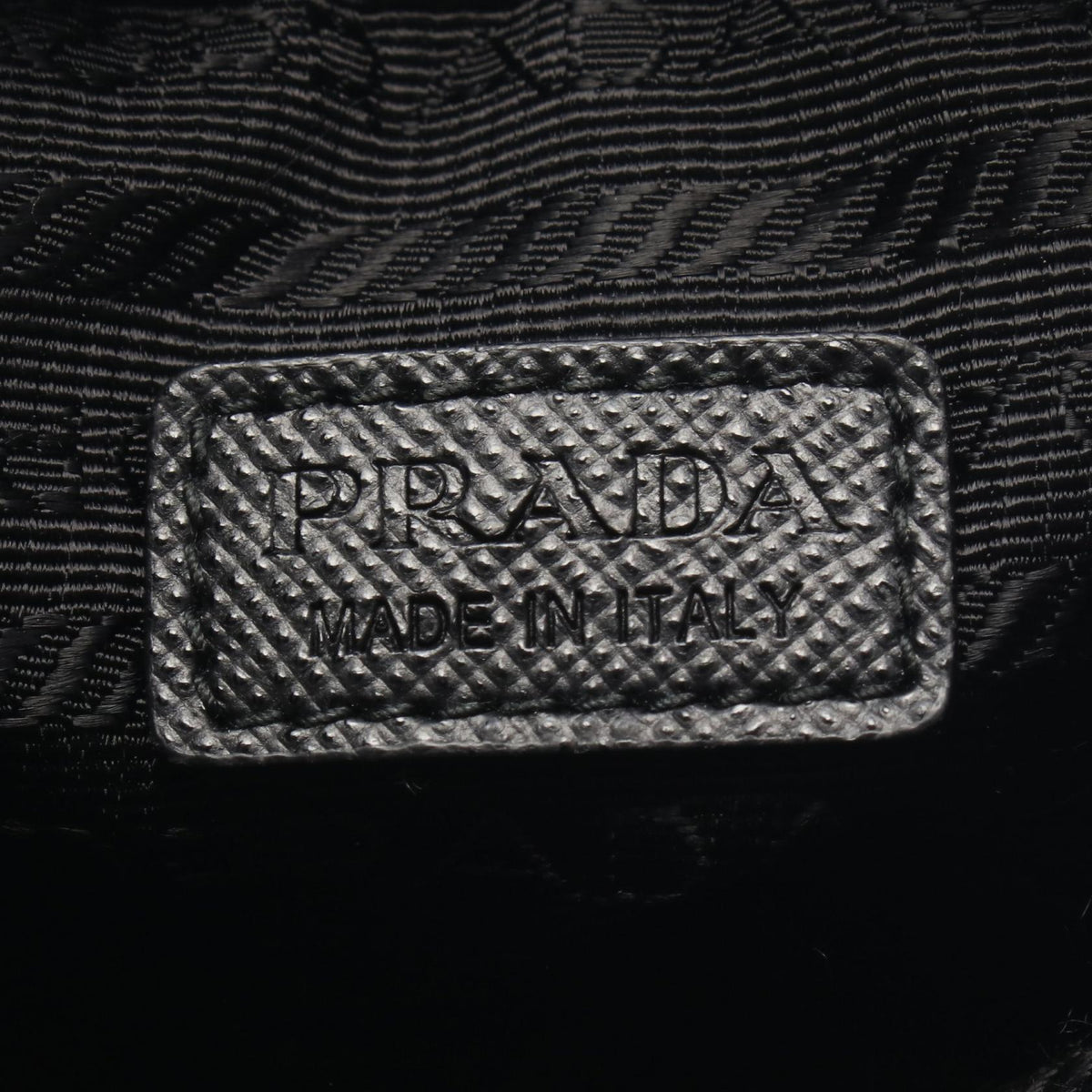 プラダ Re-Nylon スマートフォンケース ショルダーバッグ ブラック系 バッグ PRADA