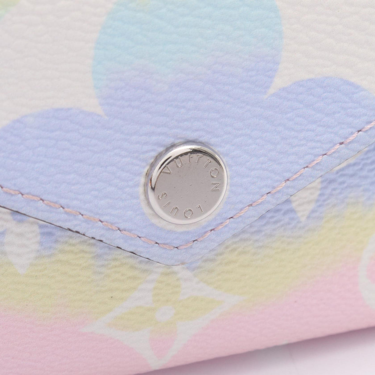 ルイ・ヴィトン ポルトフォイユ ゾエ パステル 三つ折り財布 ピンク系 マルチカラー 財布・小物 LOUIS VUITTON