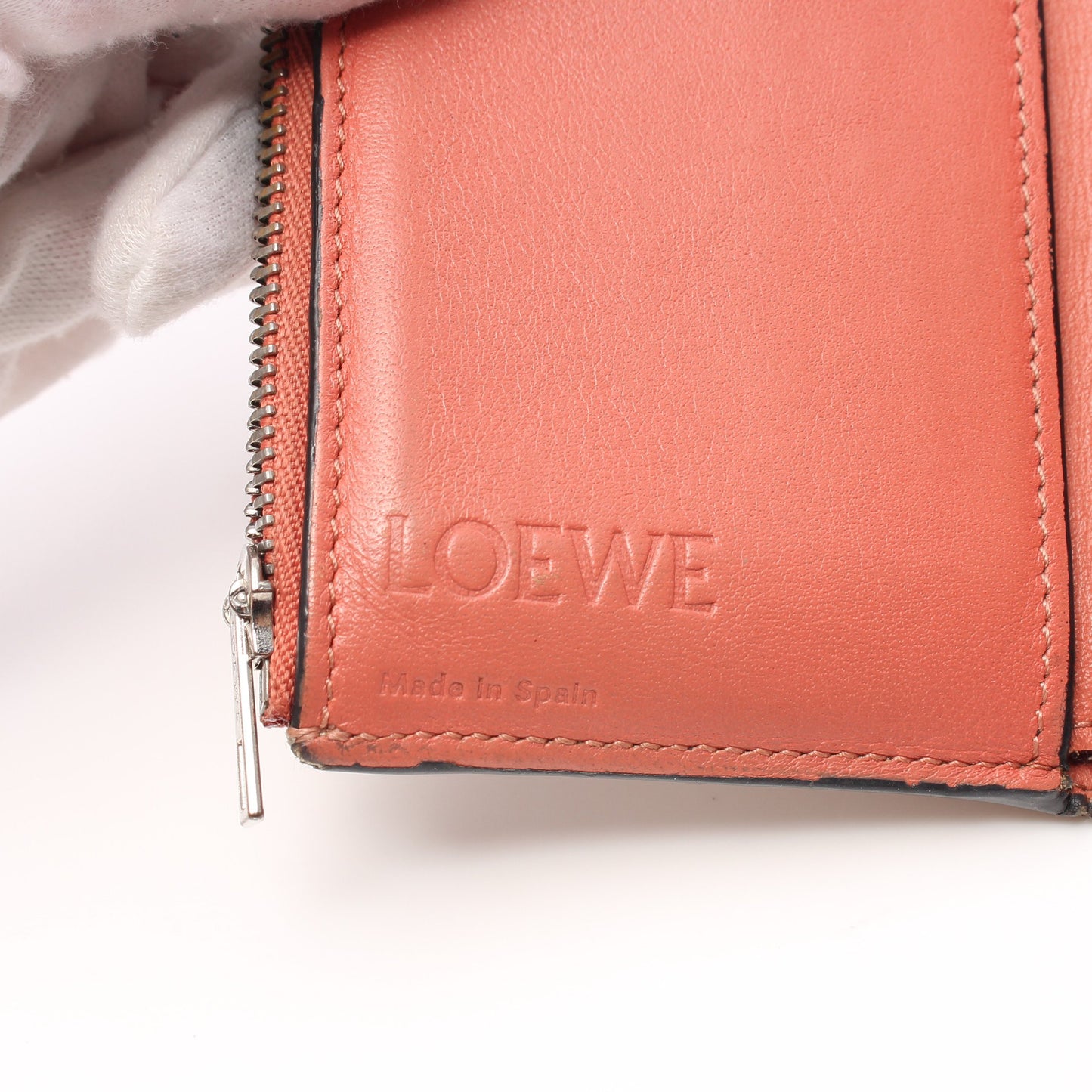 バーティカル ウォレット スモール 三つ折り財布 レザー グレーベージュ ライトブラウン ロエベ 財布・小物 LOEWE