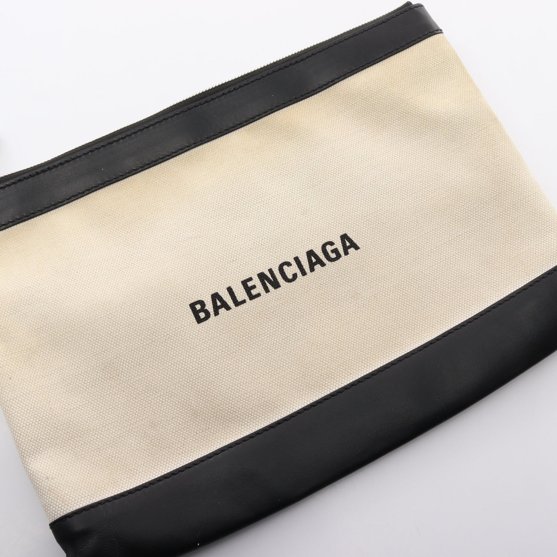 ネイビークリップ M クラッチバッグ キャンバス レザー アイボリー ブラック バレンシアガ バッグ BALENCIAGA