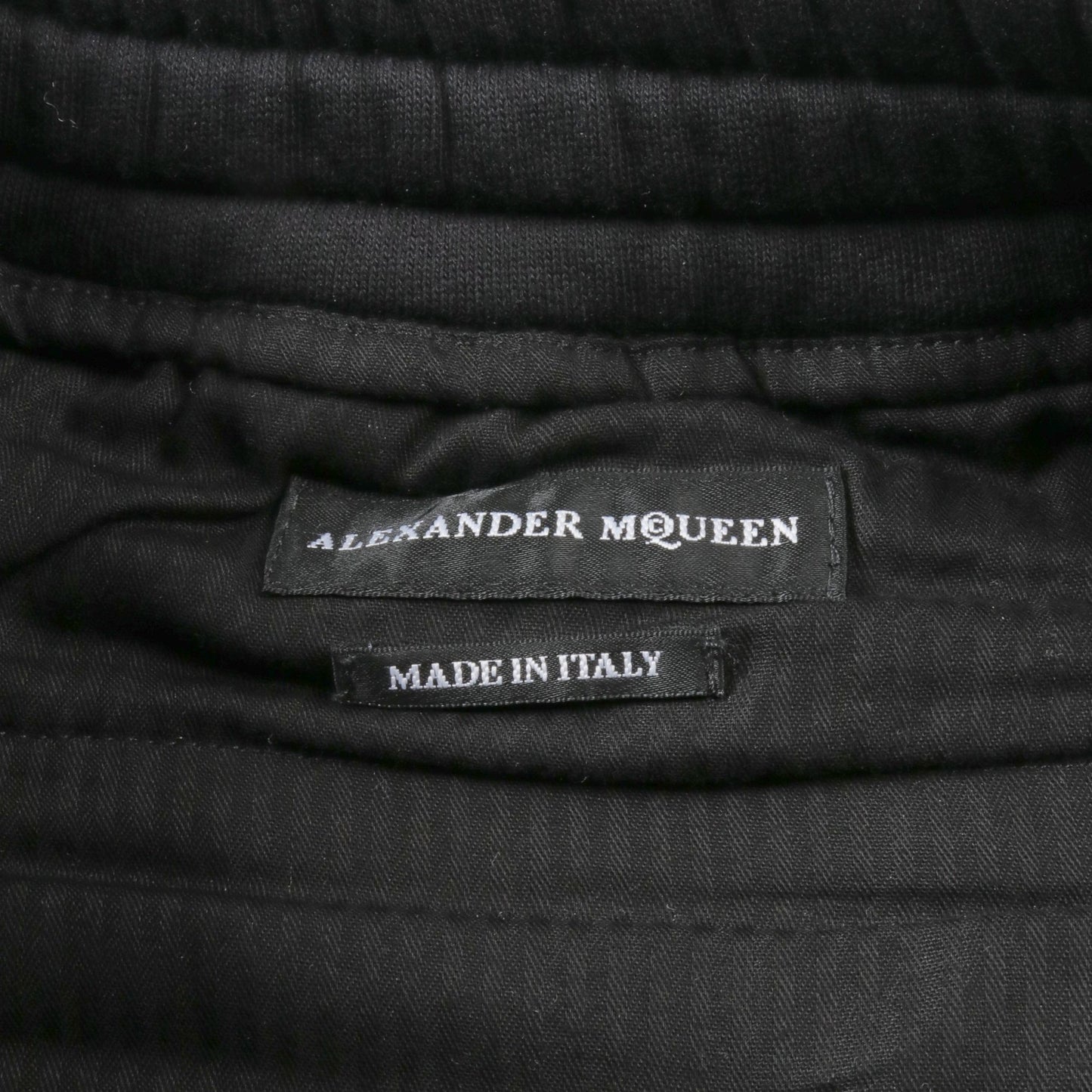 イージーパンツ コットン ブラック アレキサンダーマックイーン ボトムス ALEXANDER MCQUEEN