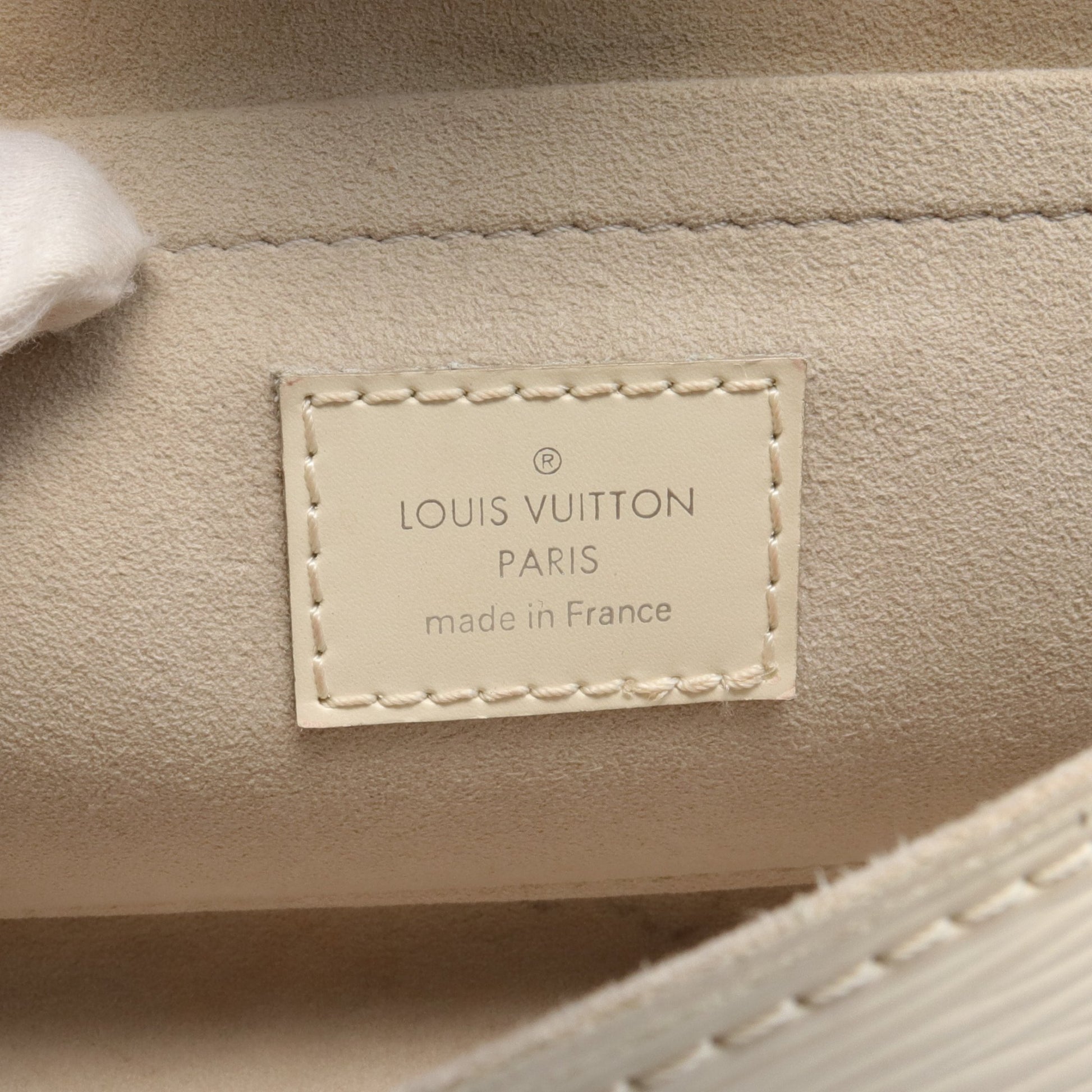 ポシェット モンテーニュ エピ イヴォワール ショルダーバッグ レザー ホワイト ルイヴィトン バッグ LOUIS VUITTON