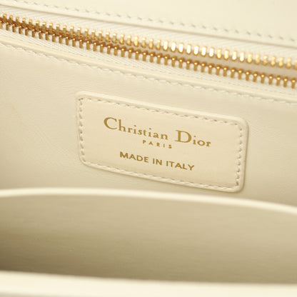 30 MONTAIGNE モンテーニュ ショルダーバッグ レザー オフホワイト クリスチャンディオール バッグ Christian Dior