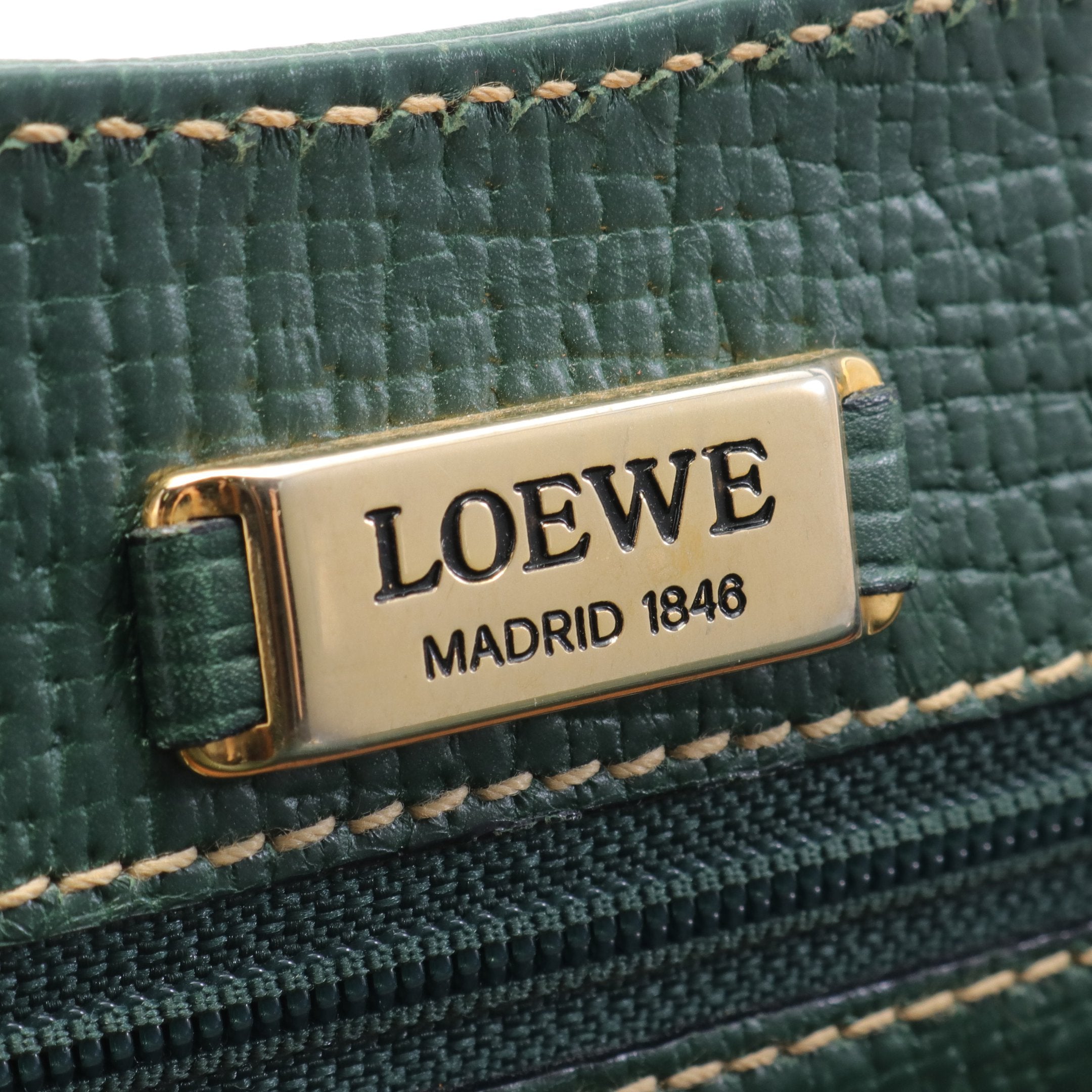 LOEWE ロエベ ショルダーバッグ グリーン アナグラム ナッパレザー 
