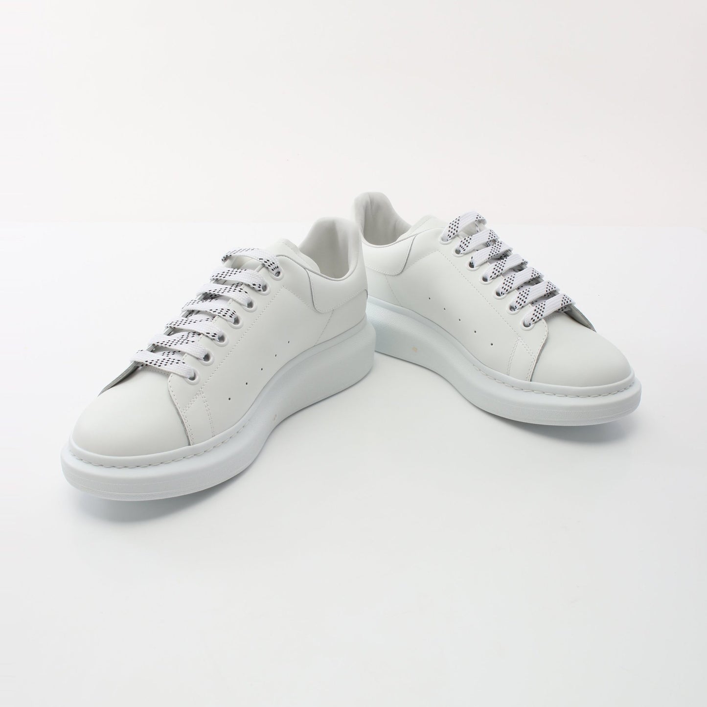 OVERSIZED SNEAKER スニーカー レザー ホワイト アレキサンダーマックイーン シューズ ALEXANDER MCQUEEN