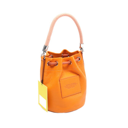 THE LEATHER BUCKET BAG ハンドバッグ レザー オレンジ 巾着 2WAY マークジェイコブス バッグ MARC JACOBS