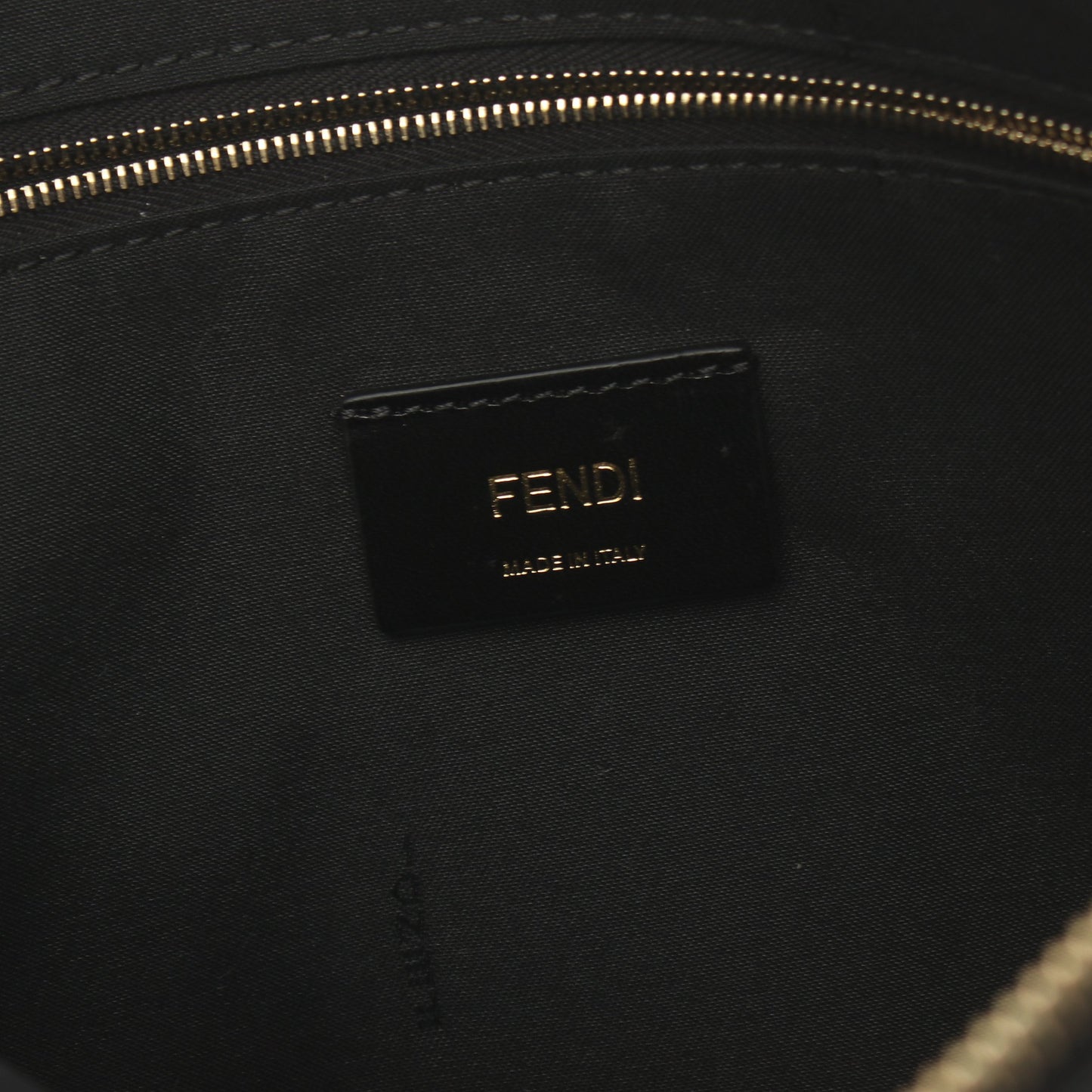 FFロゴ ショルダーバッグ レザー ブラック フェンディ バッグ FENDI