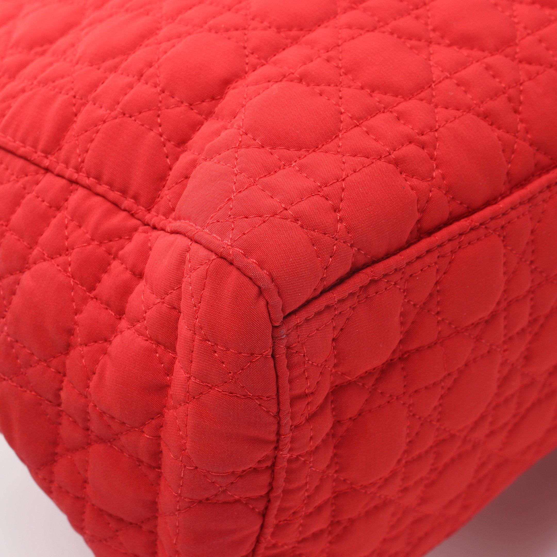 Christian Dior  クリスチャン ディオール カナージュ  ハンドバッグ レッド  ナイロン  cstet8 Christian Dior クリスチャン ディオール カナージュ ハンドバッグ