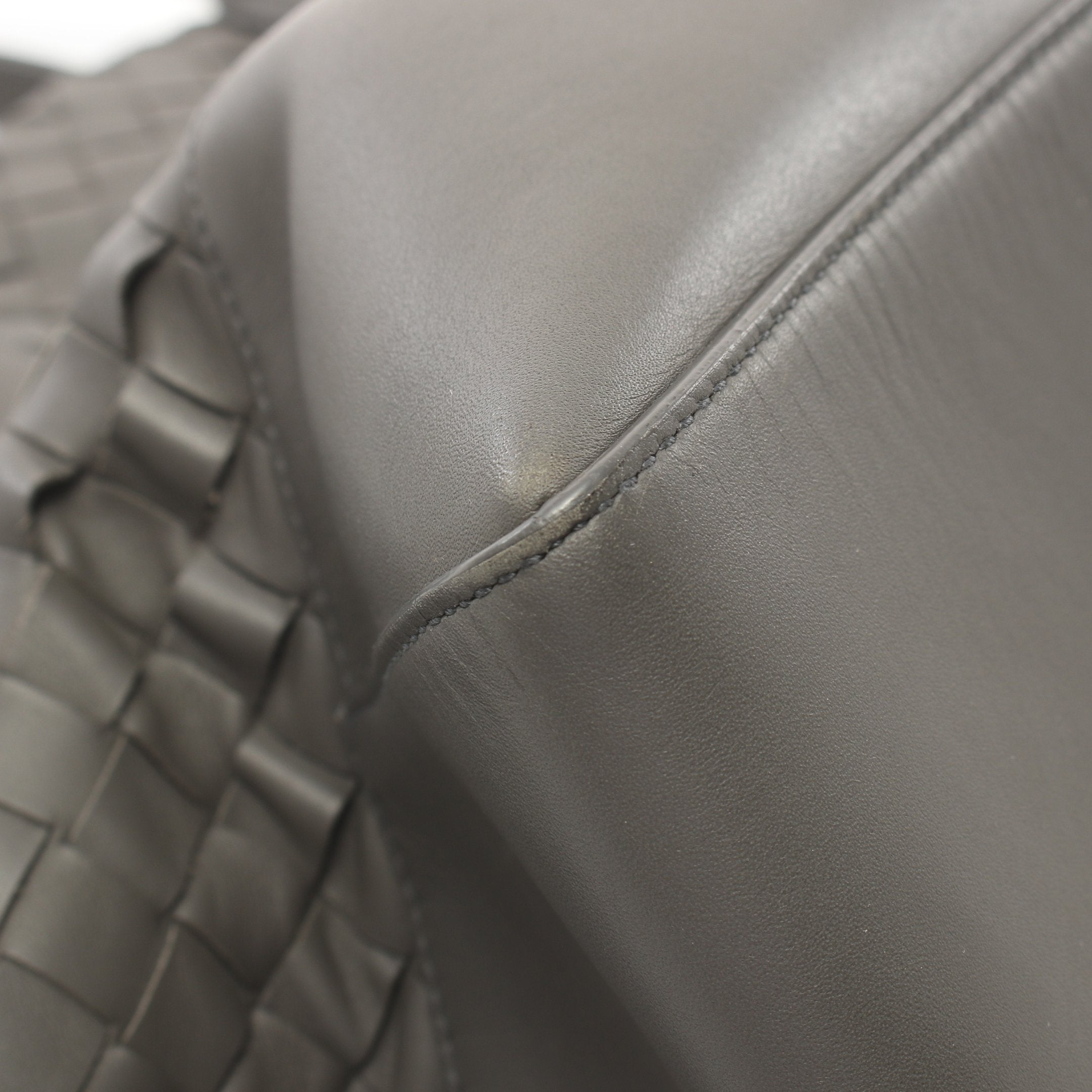 イントレチャート ハンドバッグ トートバッグ レザー グレー ボッテガ