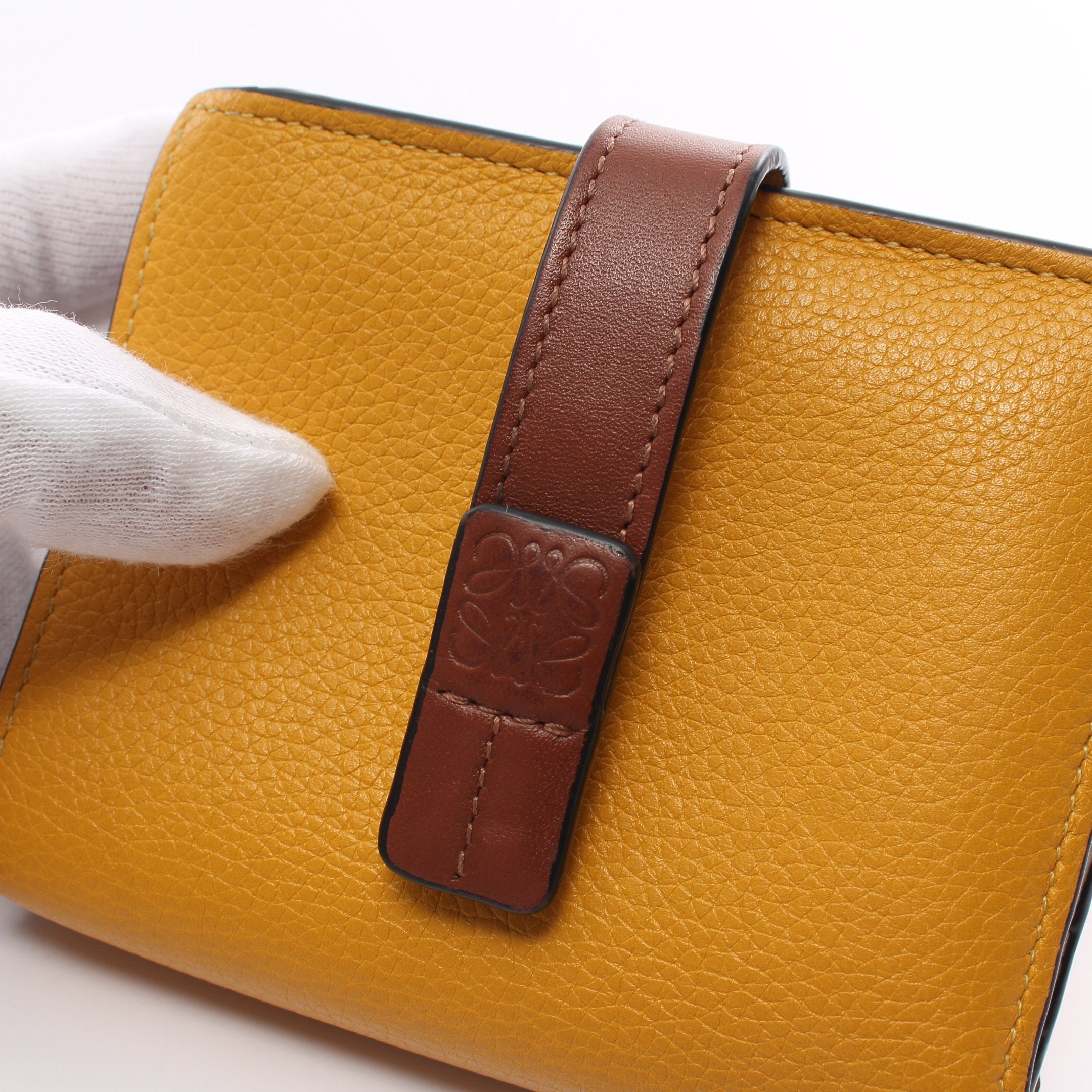 コンパクト ジップ ウォレット 二つ折り財布 レザー イエロー マルチ