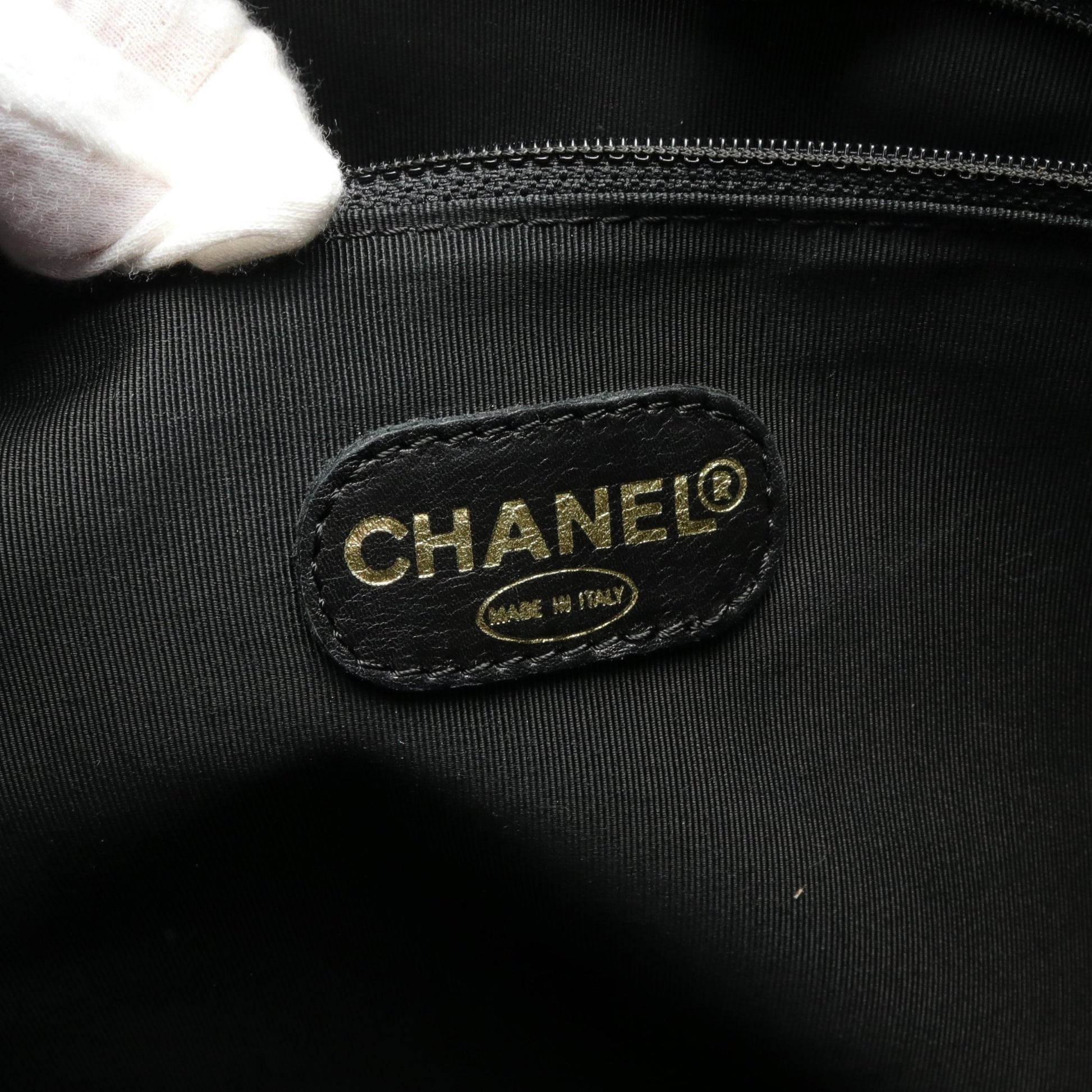 ココマーク チェーンショルダーバッグ キャビアスキン ブラック ゴールド金具 シャネル バッグ CHANEL