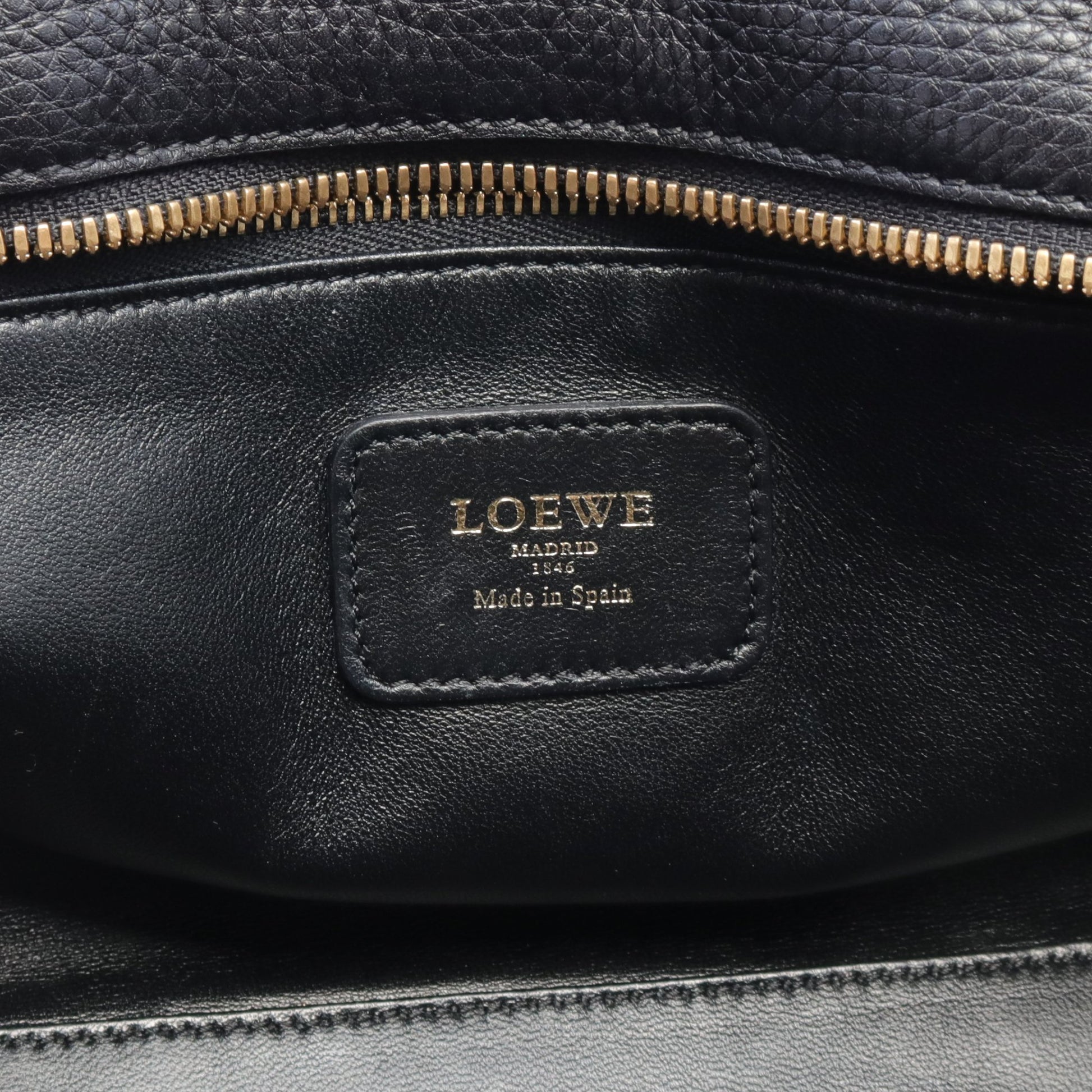 アマソナ28 ハンドバッグ レザー ブラック ロエベ バッグ LOEWE