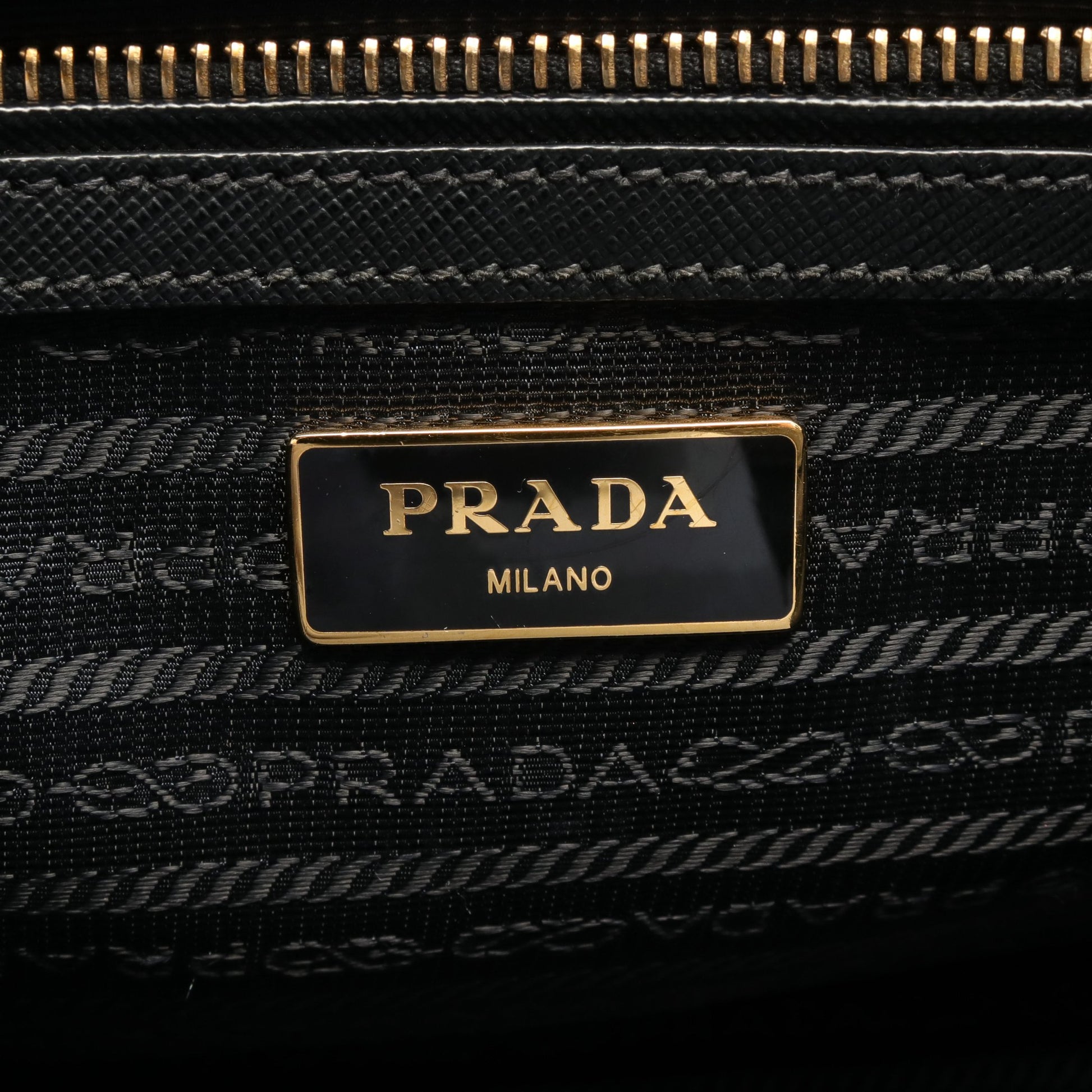 SAFFIANO LUX ガレリア ハンドバッグ サフィアーノレザー ブラック 2WAY プラダ バッグ PRADA