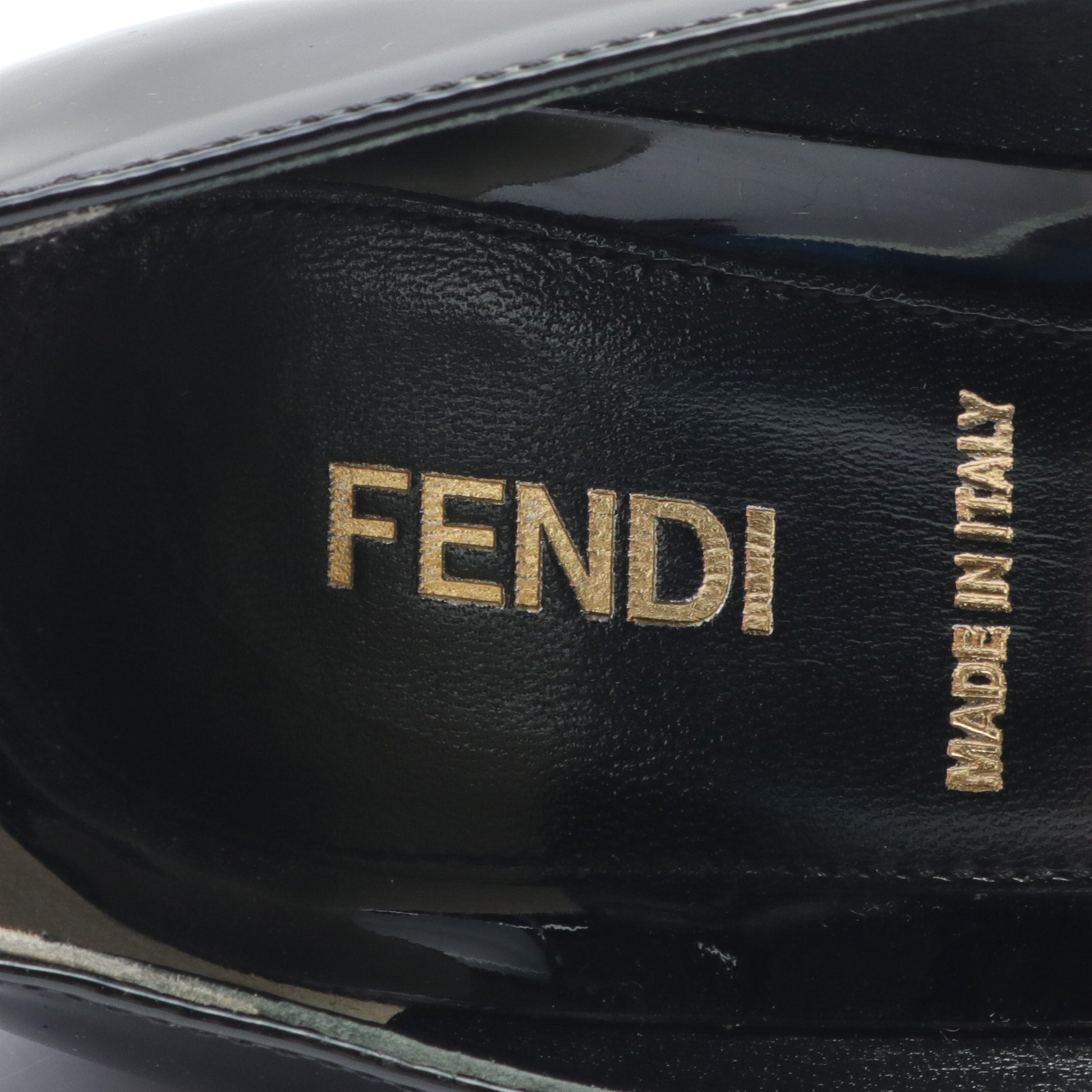 パンプス エナメルレザー ブラック フェンディ シューズ FENDI