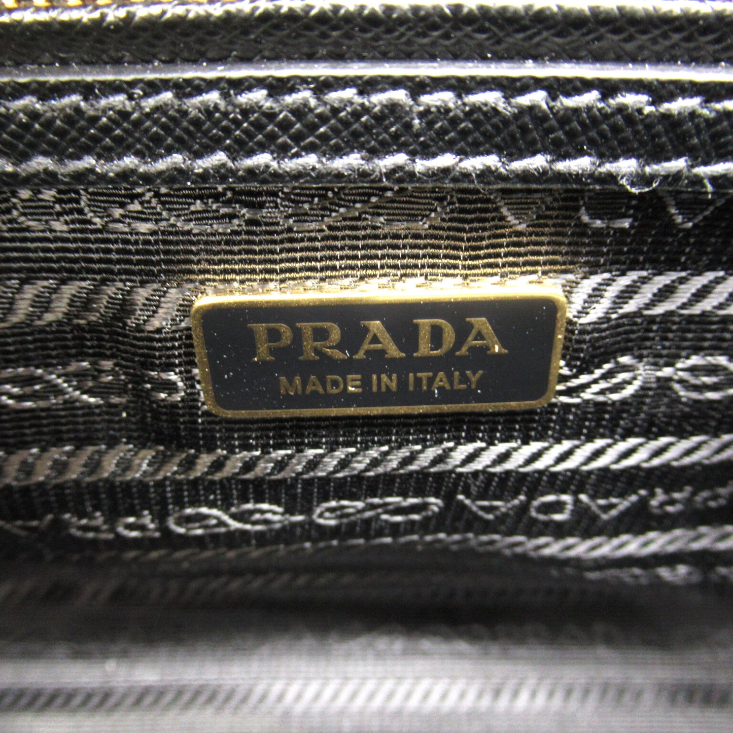 サフィアーノ 2wayショルダーバッグ ショルダーバッグ サフィアーノレザー ブラック プラダ バッグ PRADA