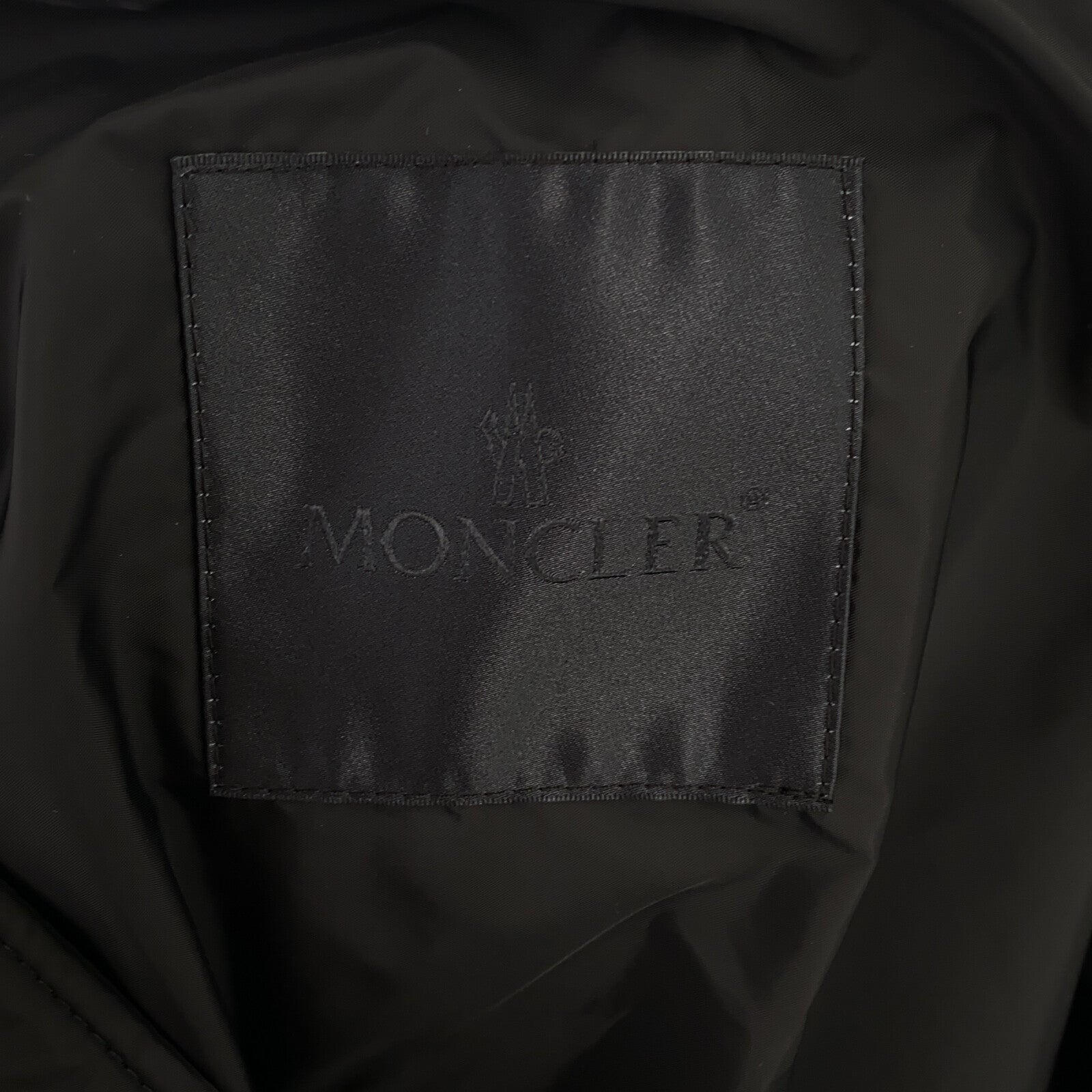 フード付 ナイロンジャケット ナイロンジャケット ナイロン ブラック モンクレール アウター MONCLER