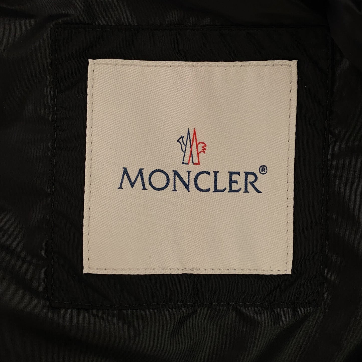 フード付 ナイロンジャケット ナイロンジャケット ナイロン ブラック モンクレール アウター MONCLER