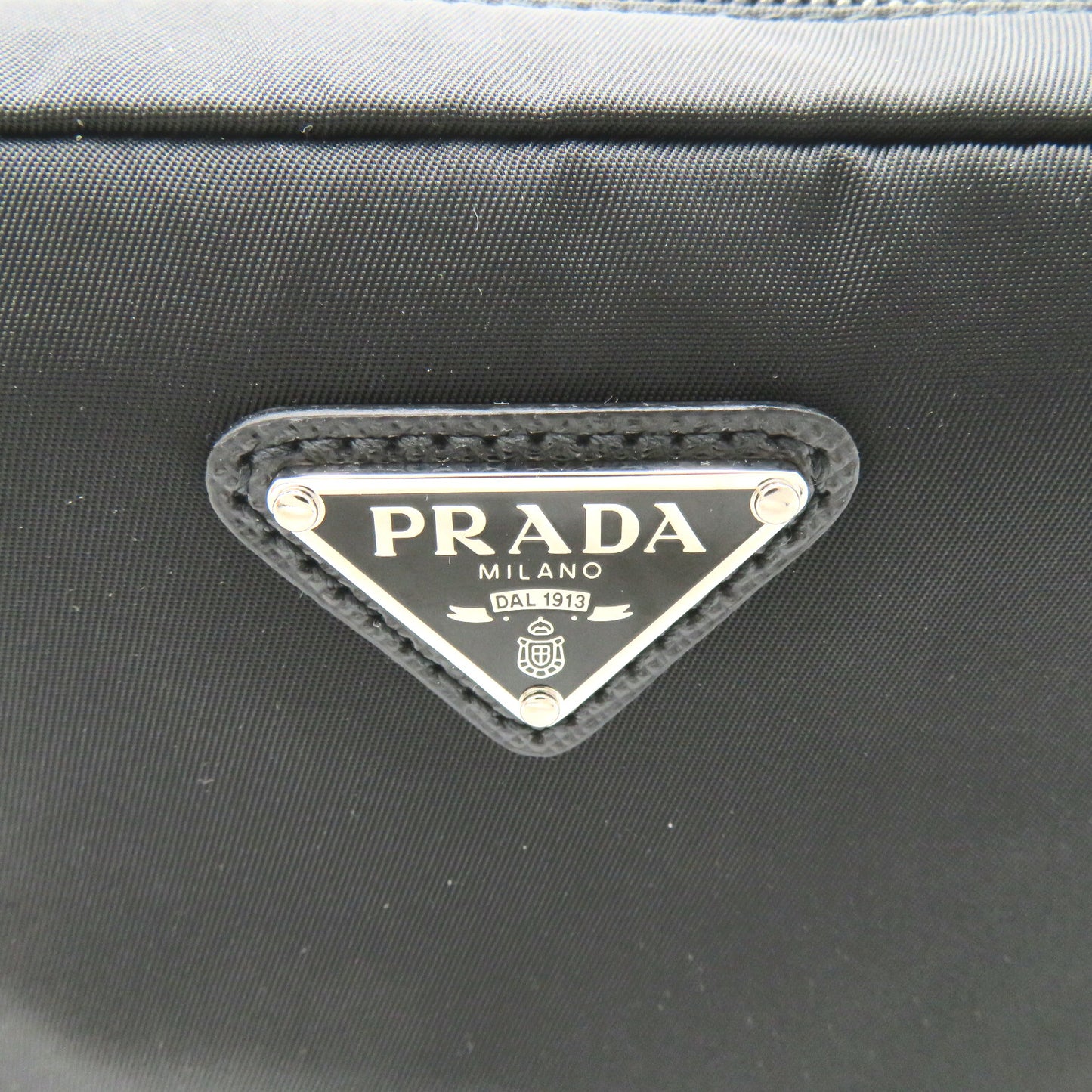 ストラップ付 ポーチ ハンドバッグ ナイロン ブラック NERO プラダ バッグ PRADA