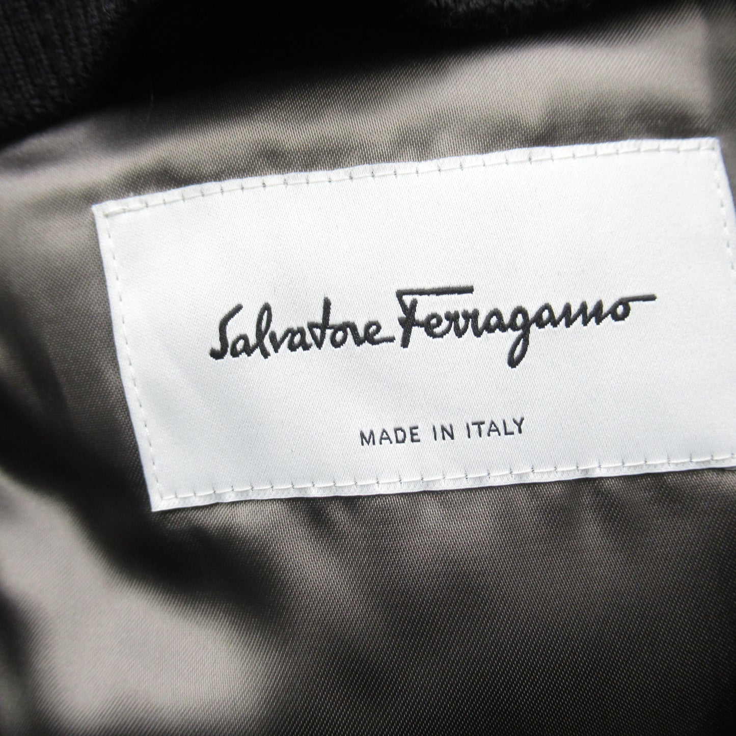 ブルゾン ブルゾン カーキグリーン サルヴァトーレフェラガモ アウター Salvatore Ferragamo