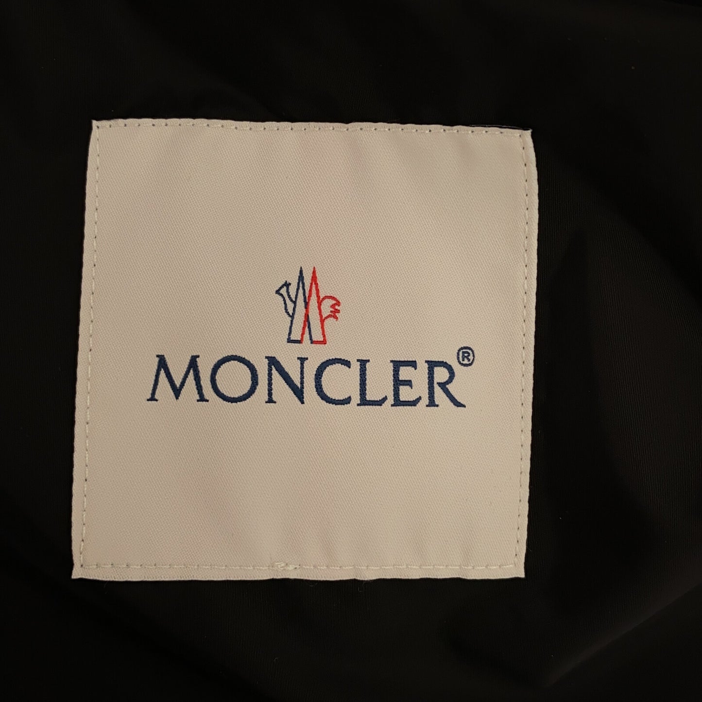 フード付 ナイロンジャケット ナイロンジャケット ナイロン ブラック モンクレール アウター MONCLER