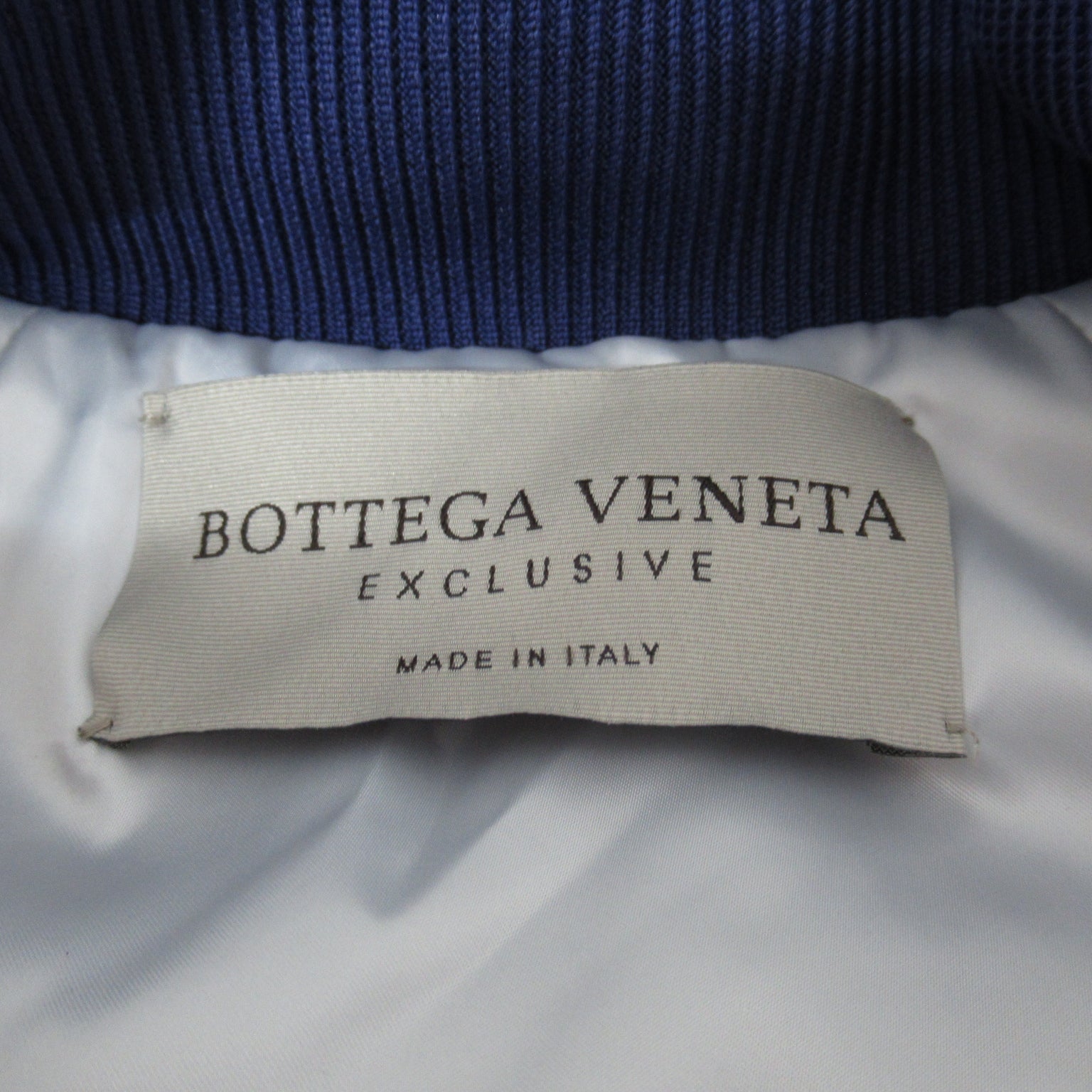 ブルゾン ブルゾン ホワイト ボッテガヴェネタ アウター BOTTEGA VENETA