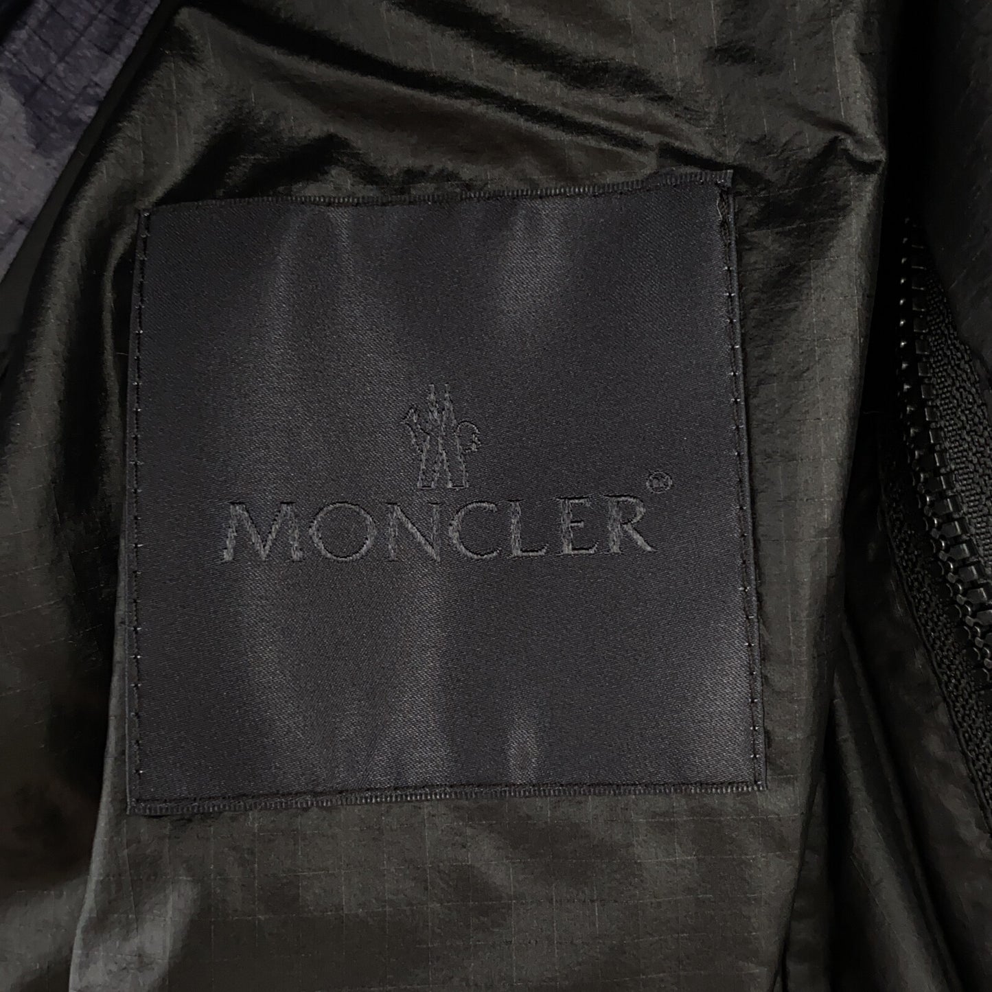 フード付 ナイロンジャケット ナイロンジャケット ナイロン ブラック モンクレール アウター MONCLER