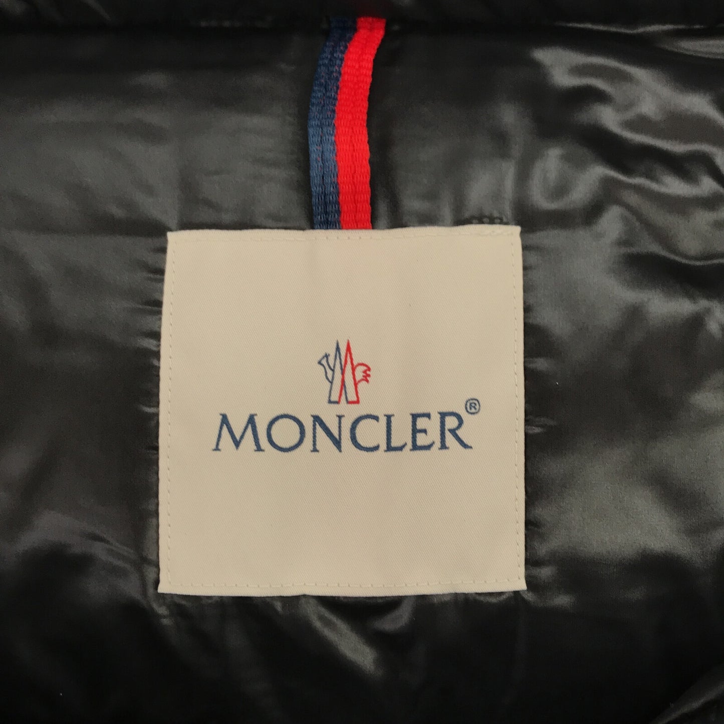 ダウンジャケット ダウンジャケット ナイロン ブラック モンクレール アウター MONCLER