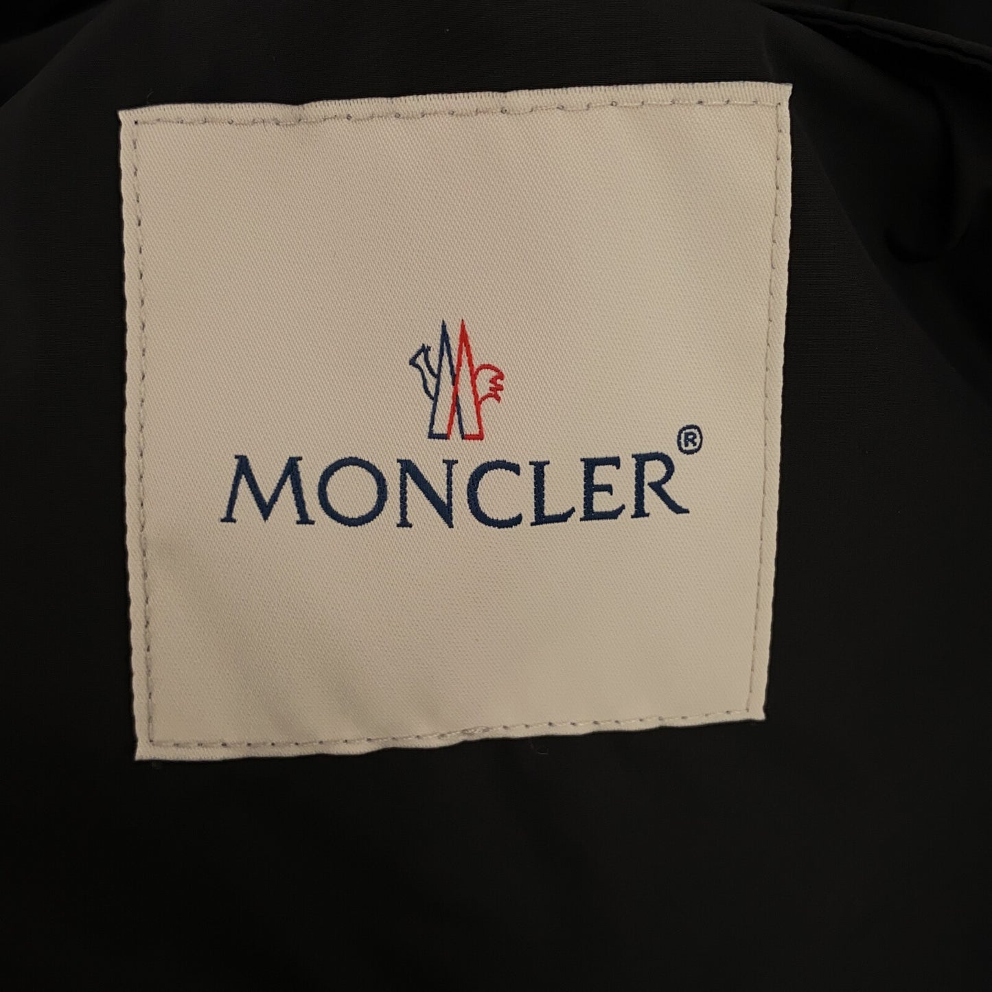 フード付 ジャケット ブルゾン ブラック モンクレール アウター MONCLER