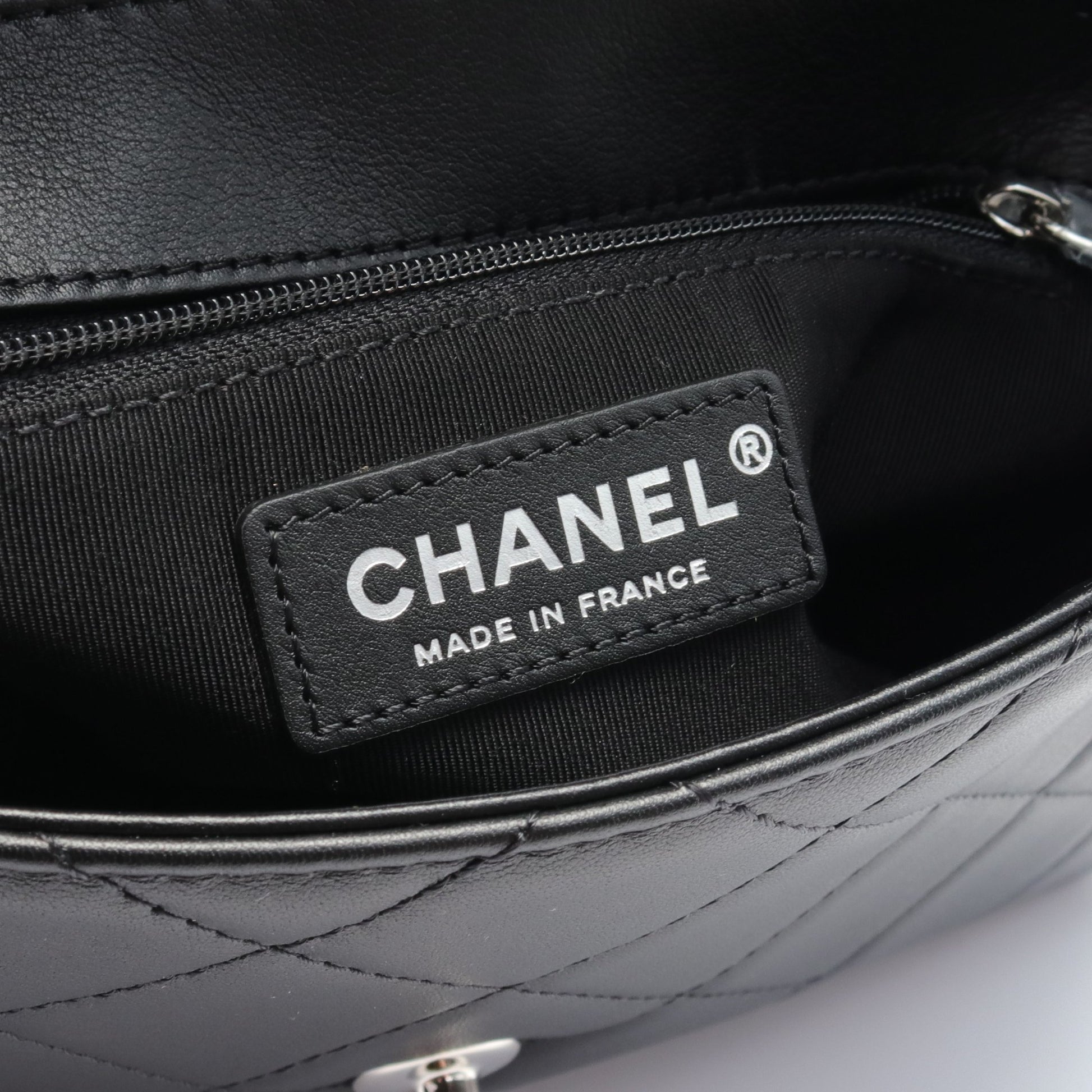 マトラッセ チェーンショルダーバッグ レザー ブラック シルバー金具 シャネル バッグ CHANEL