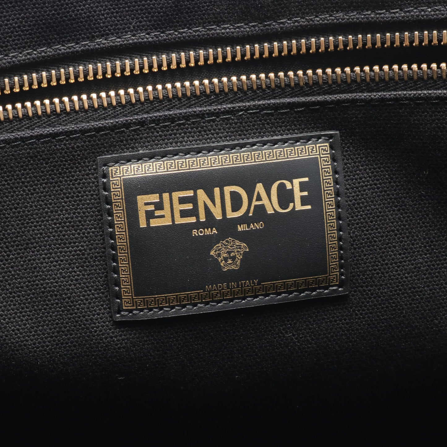 FENDI × VERSACE FENDACE フェンダーチェ ハンドバッグ トートバッグ キャンバス ブラック 2WAY フェンディ バッグ FENDI