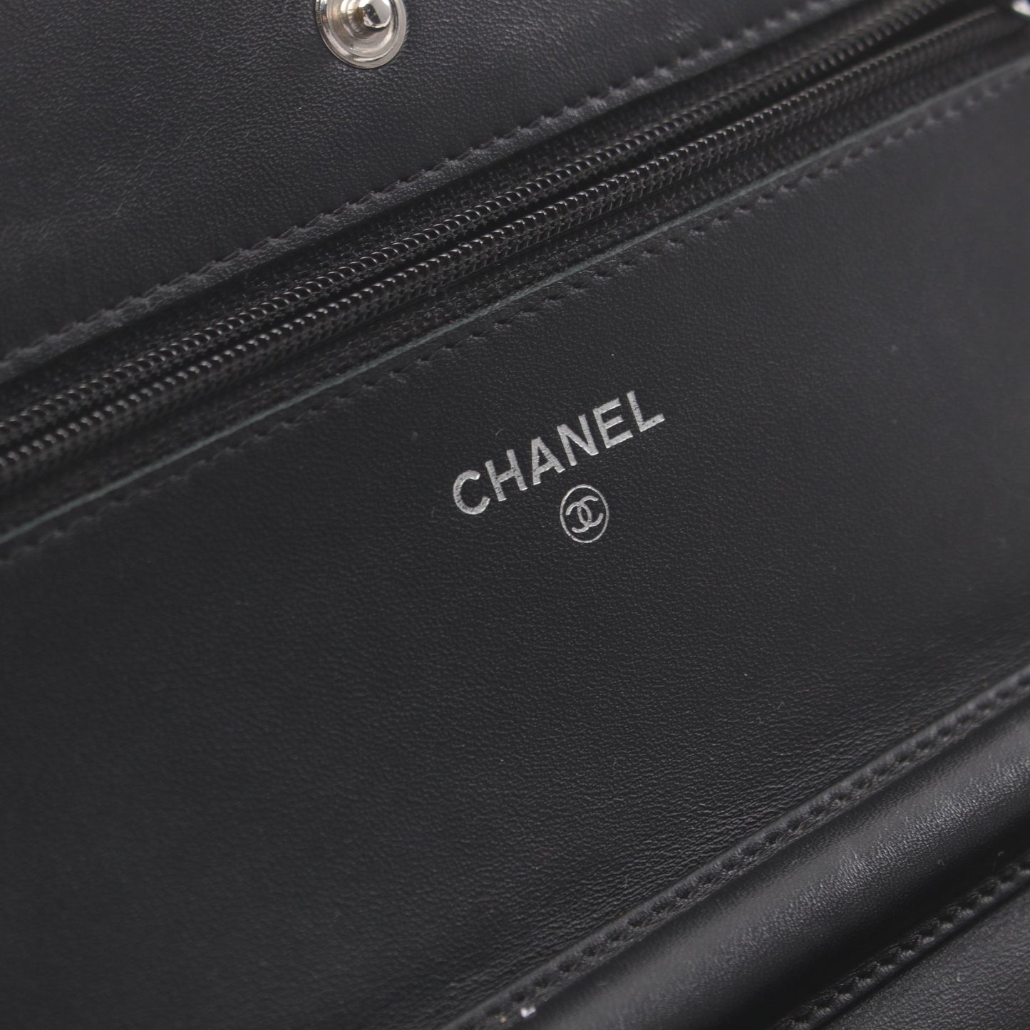 ココマーク チェーンウォレット キャビアスキン ブラック シルバー金具 シャネル バッグ CHANEL