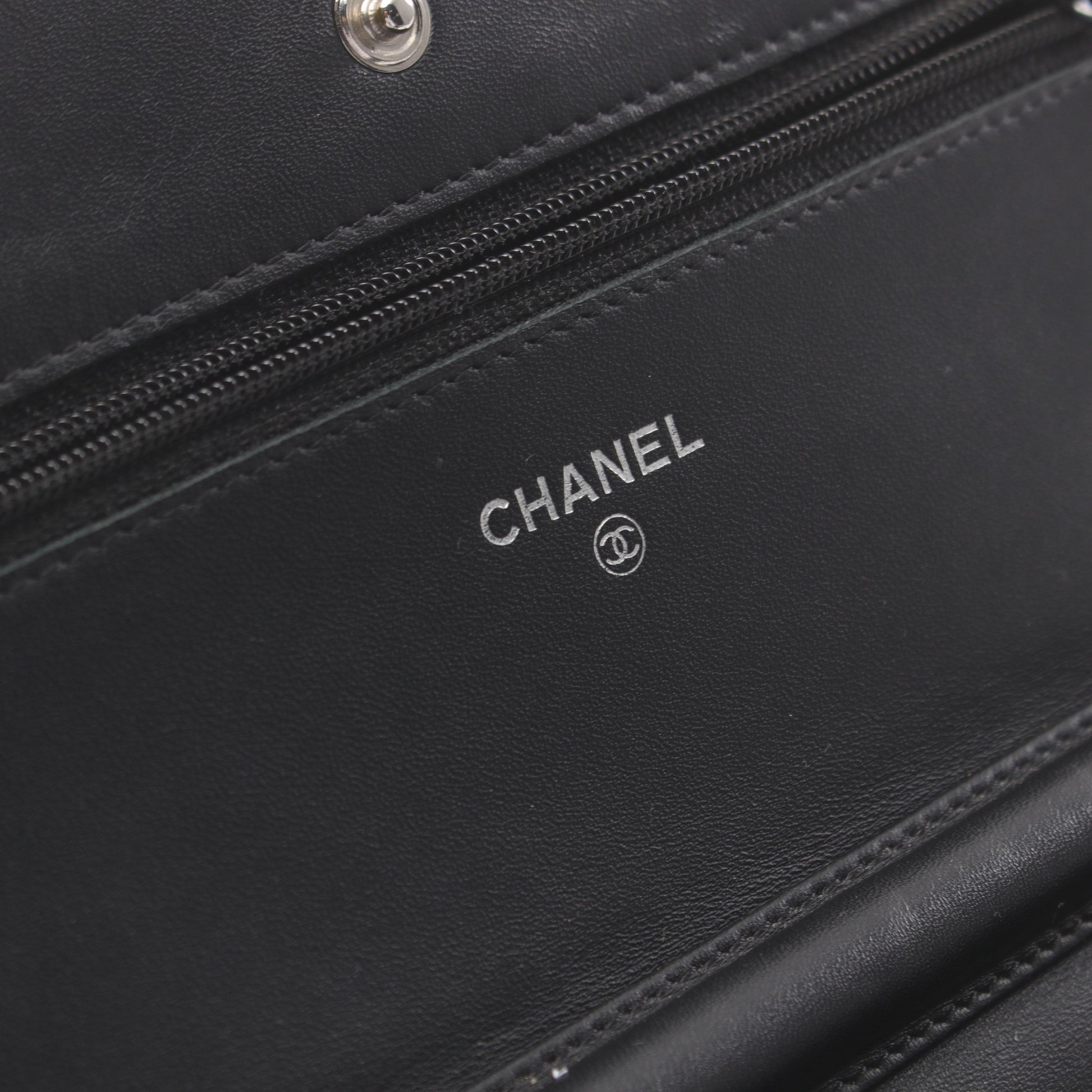 ココマーク チェーンウォレット キャビアスキン ブラック シルバー金具 シャネル バッグ CHANEL