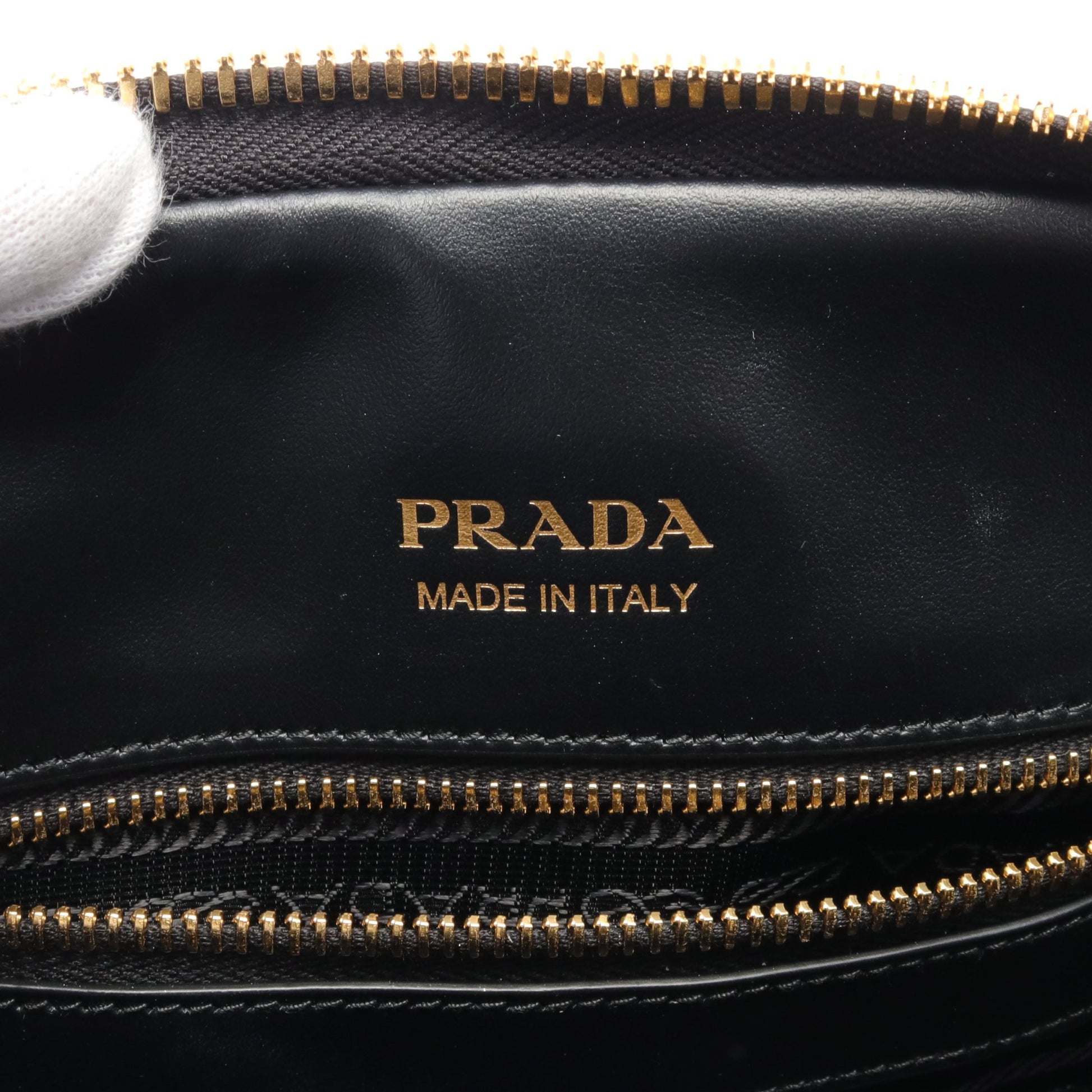 ハンドバッグ レザー ブラック プラダ バッグ PRADA