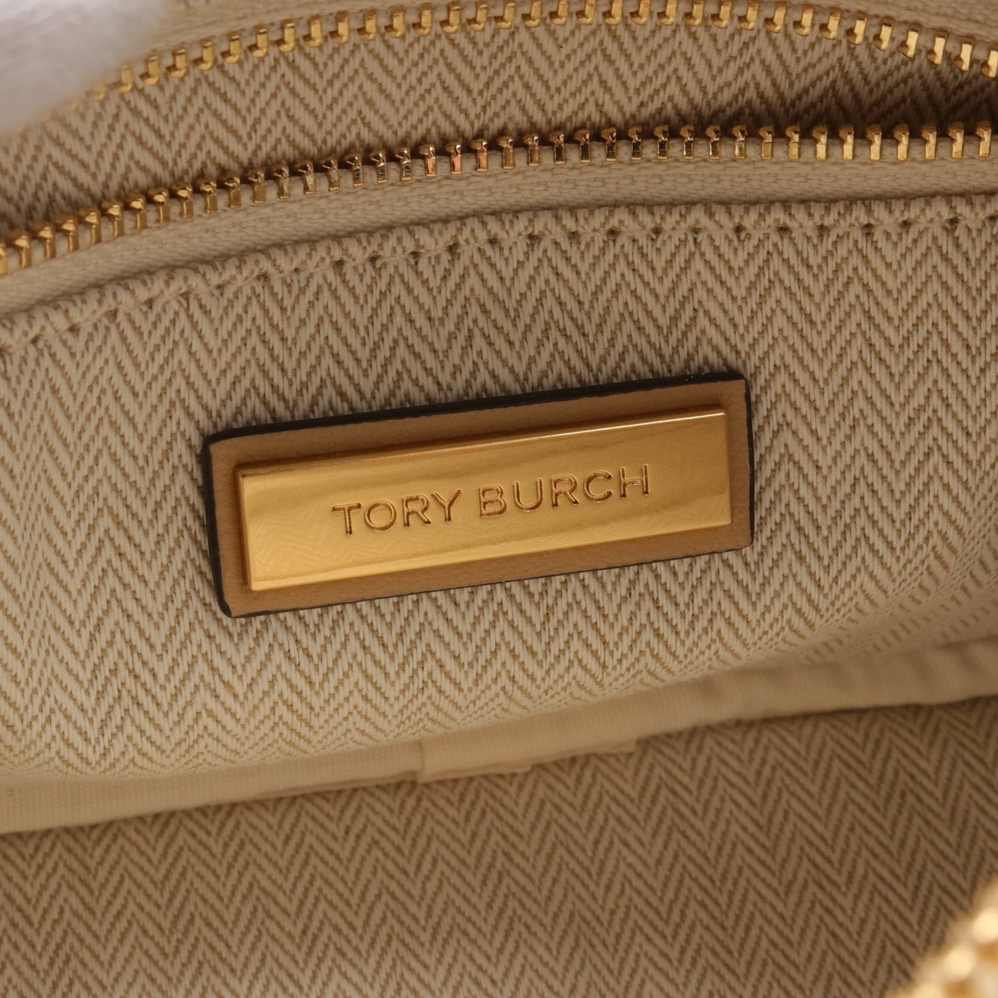 Kira チェーンショルダーバッグ レザー ベージュ トリーバーチ バッグ TORY BURCH