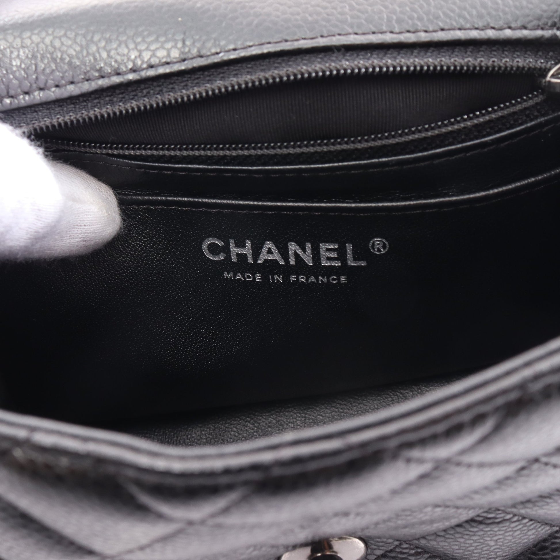 ミニマトラッセ チェーンショルダーバッグ キャビアスキン ブラック シルバー金具 シャネル バッグ CHANEL