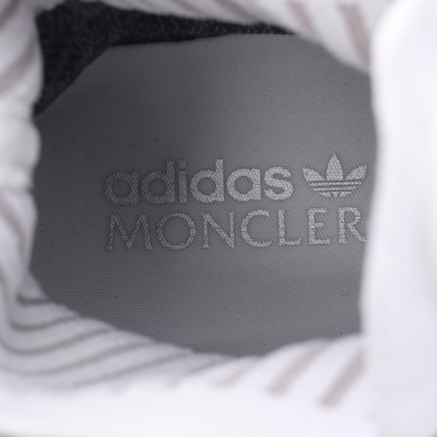 MONCLER × adidas M NMD RUNNER スニーカー ファブリック ホワイト モンクレール シューズ MONCLER