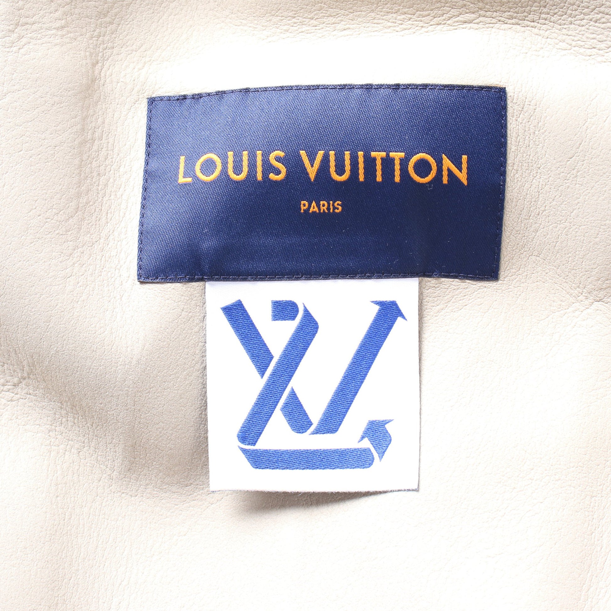 モノグラム ボア ジャケット シアリング レザー オフホワイト グリーン ルイヴィトン アウター LOUIS VUITTON