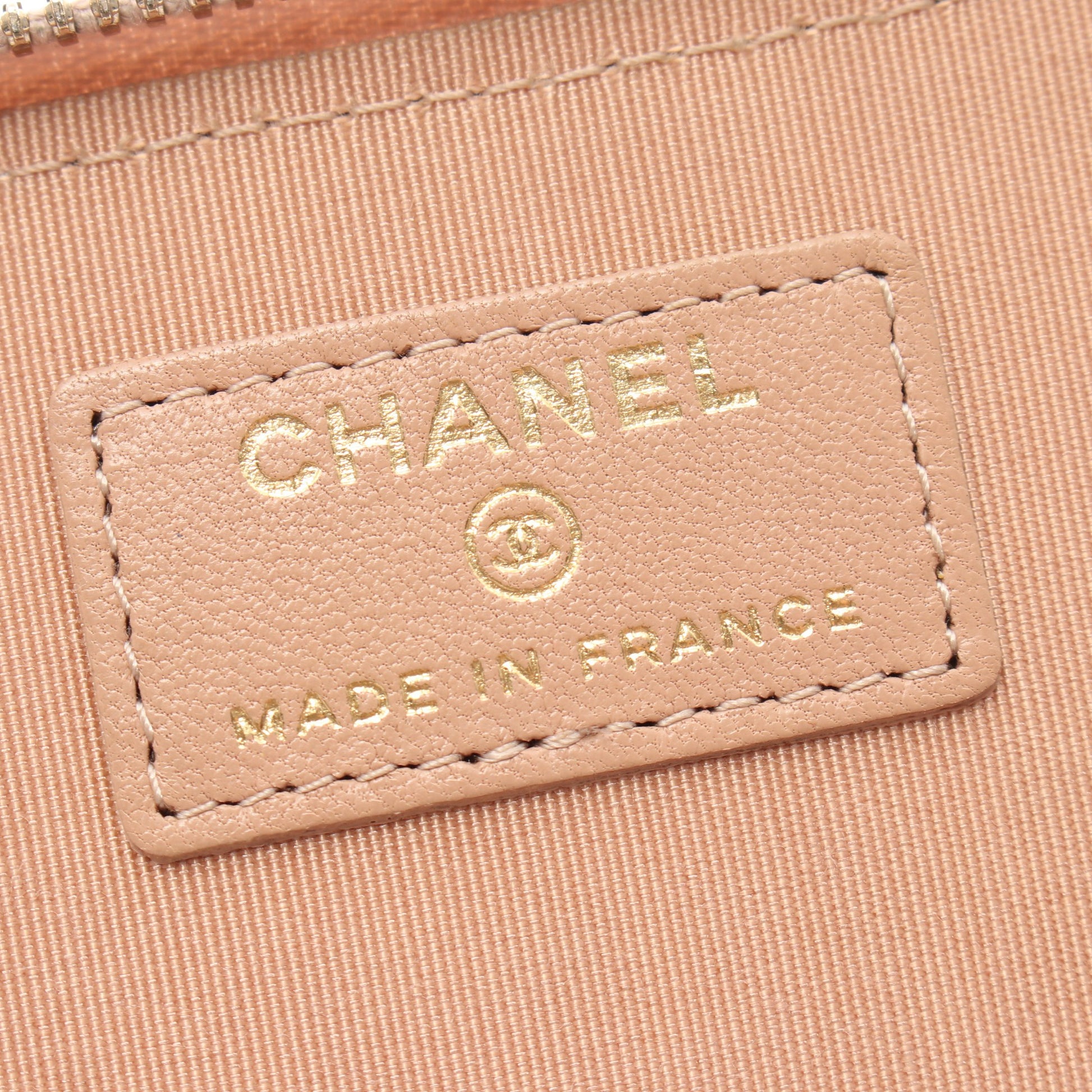 マトラッセ バニティバッグ チェーンショルダーバッグ ラムスキン グレーベージュ ゴールド金具 2WAY シャネル バッグ CHANEL