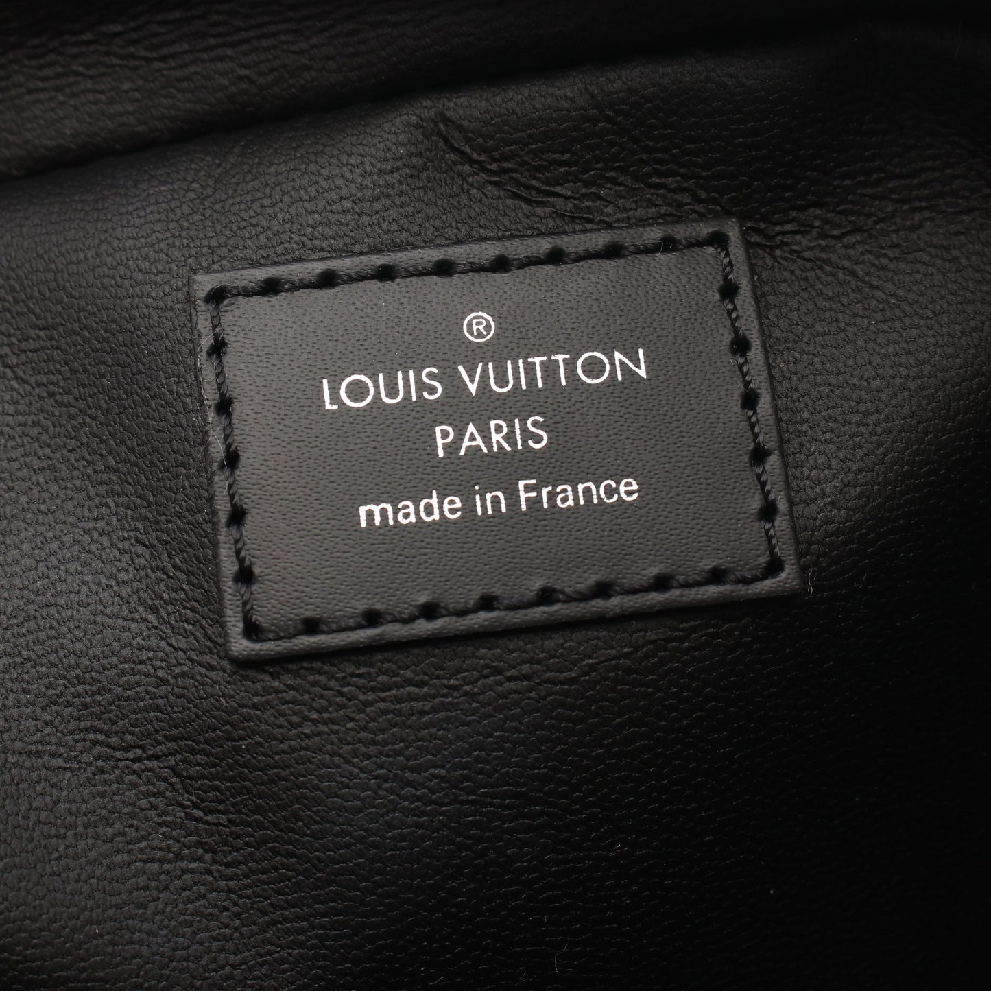 トゥルーストワレPM モノグラムエクリプス ポーチ PVC ブラック ルイヴィトン 財布・小物 LOUIS VUITTON