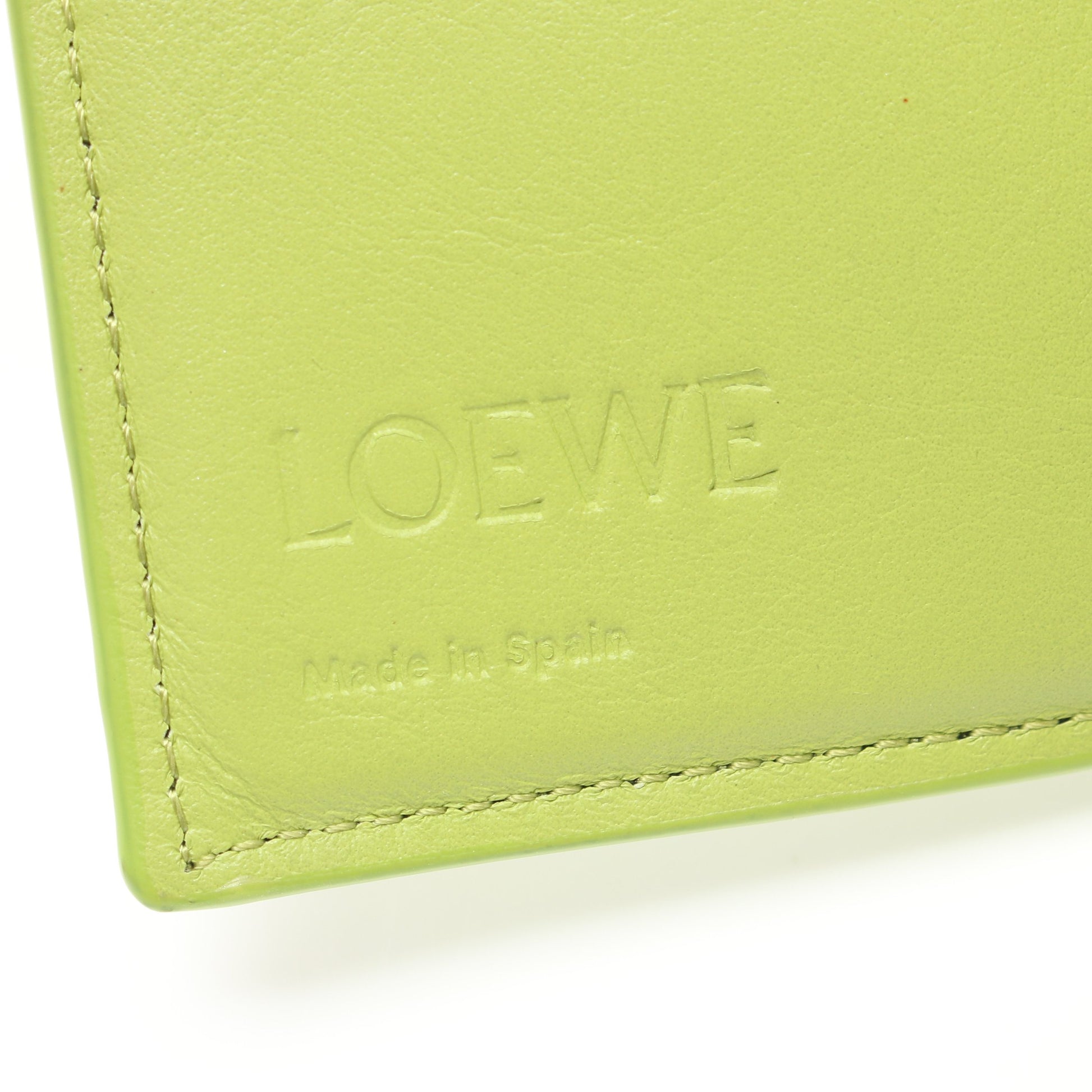 アナグラム トライフォールド ウォレット 三つ折り財布 レザー イエローグリーン ロエベ 財布・小物 LOEWE