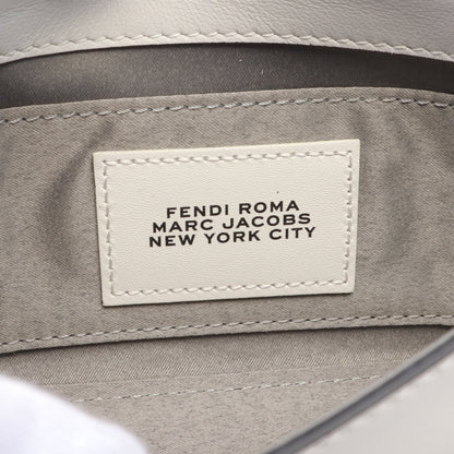 FENDI × MARC JACOBS バゲット フォンポーチ ハンドバッグ レザー ホワイト ブラック 2WAY フェンディ バッグ FENDI