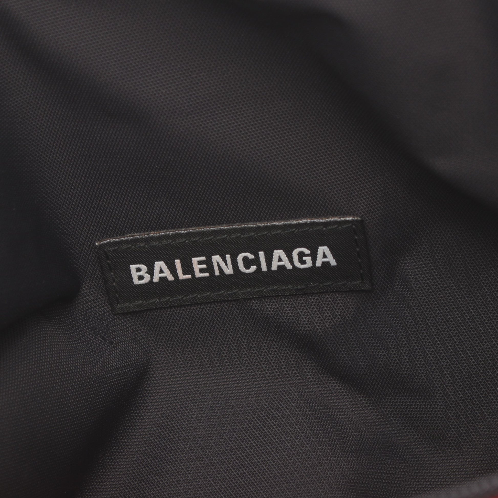 WORLD FOOD PROGRAMME ボディバッグ ナイロン レッド バレンシアガ バッグ BALENCIAGA