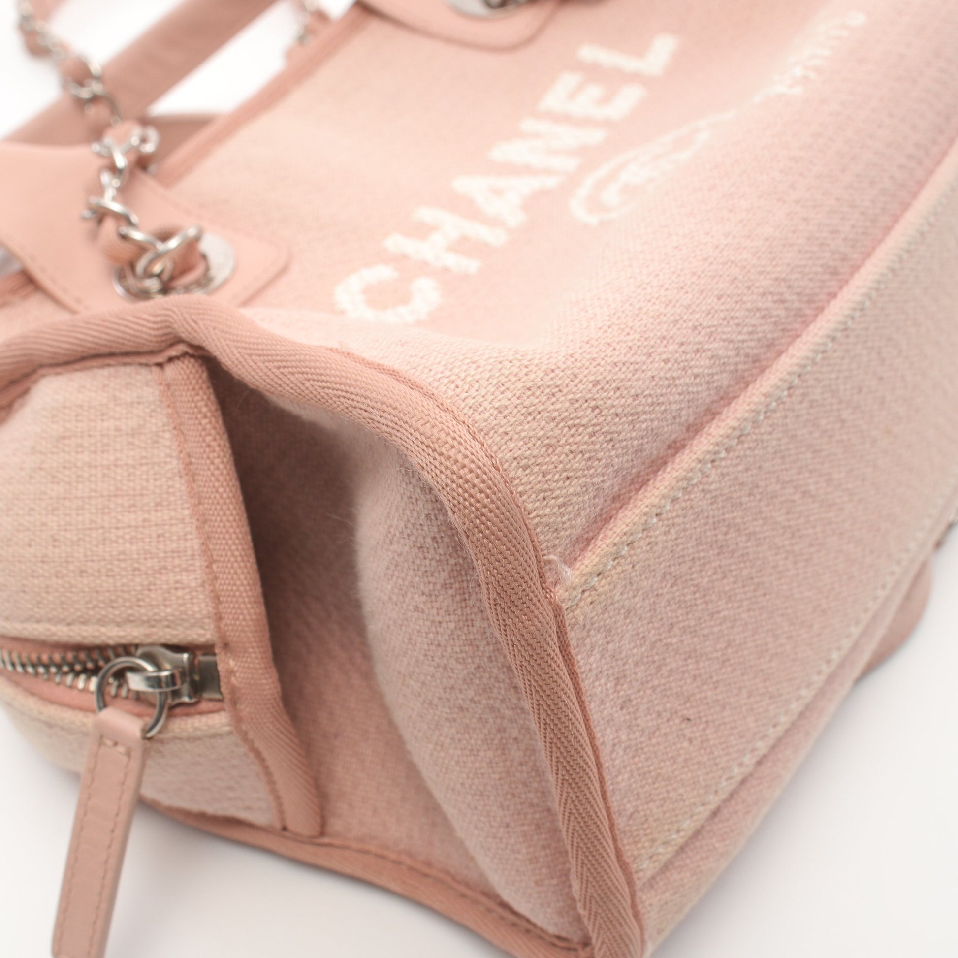 ドーヴィル ボーリングバッグ チェーンショルダーバッグ キャンバス レザー ピンク シルバー金具 シャネル バッグ CHANEL