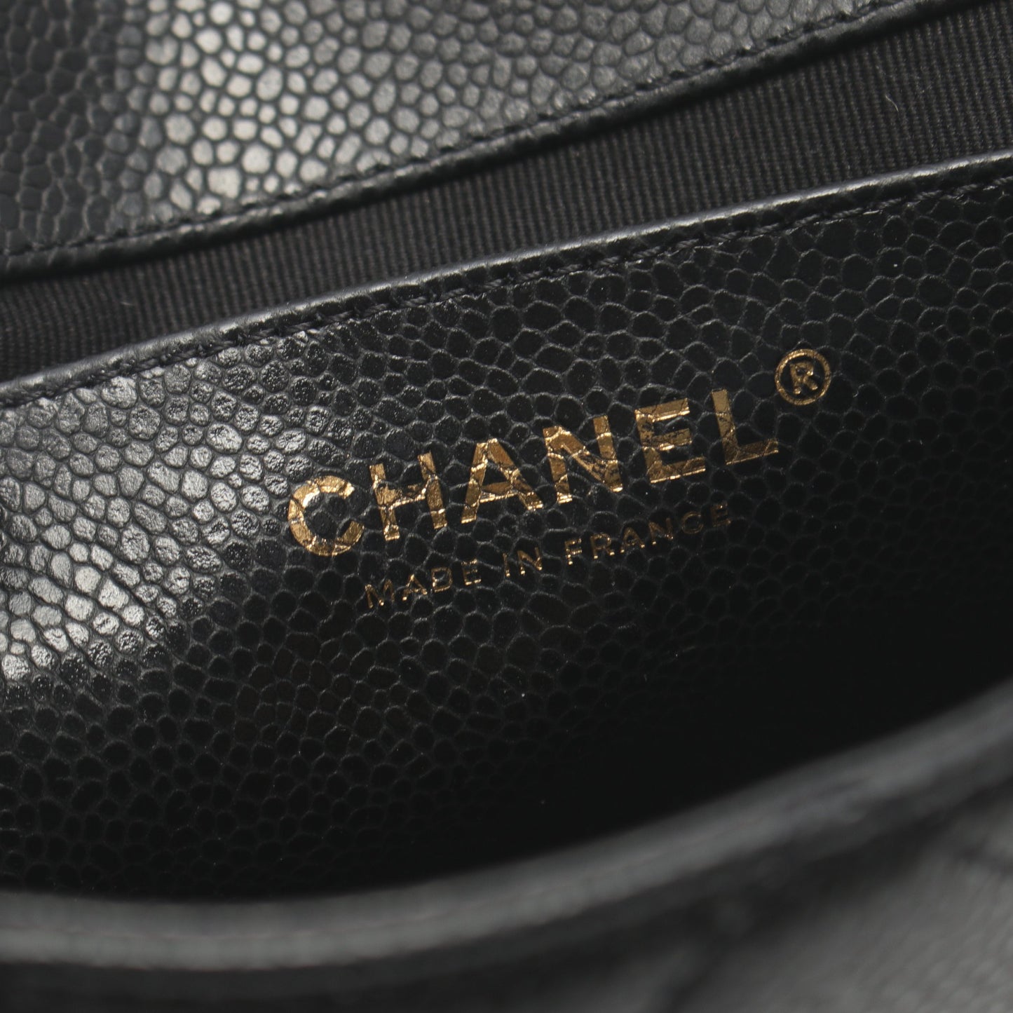 ミニマトラッセ チェーンショルダーバッグ キャビアスキン ブラック ゴールド金具 シャネル バッグ CHANEL