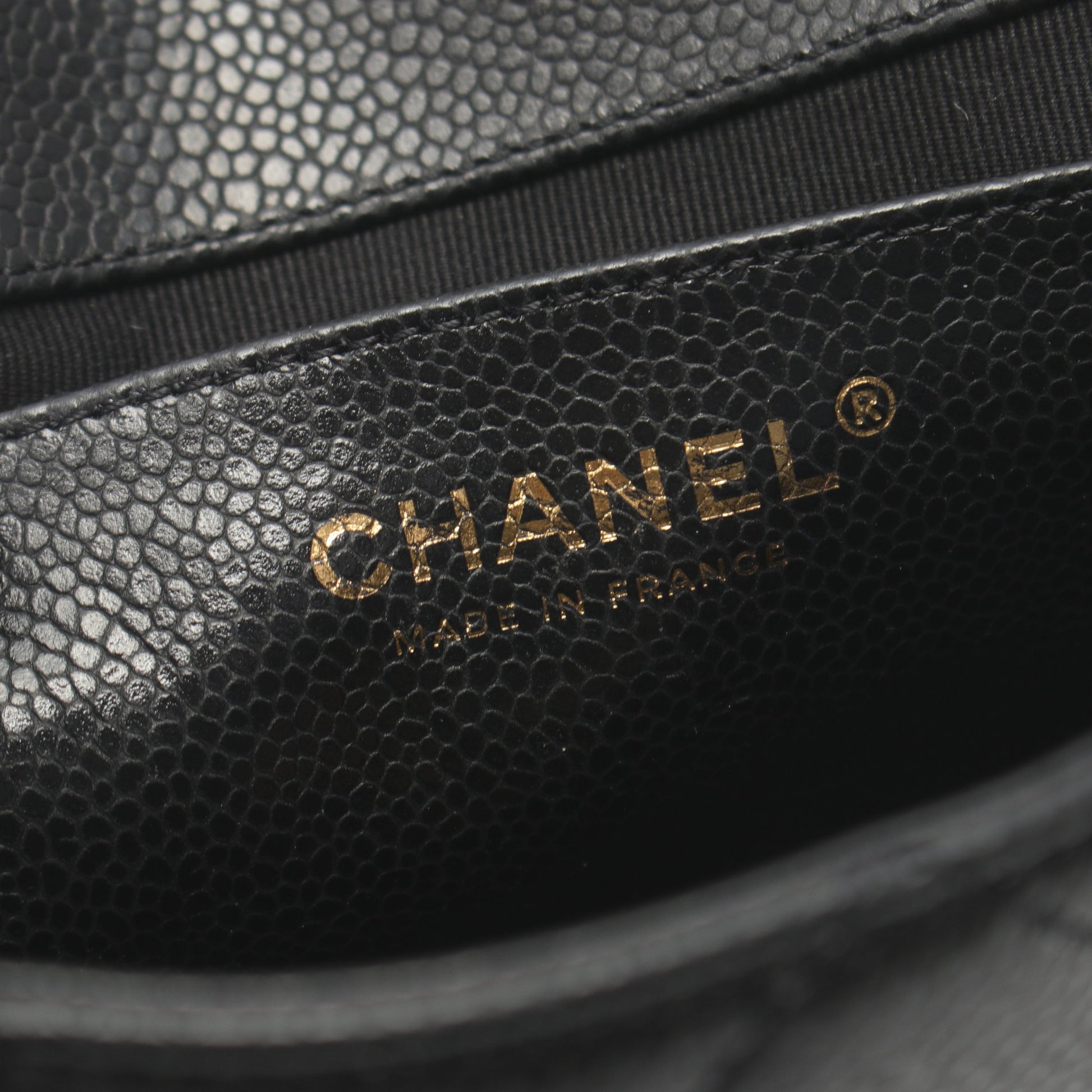 ミニマトラッセ チェーンショルダーバッグ キャビアスキン ブラック ゴールド金具 シャネル バッグ CHANEL