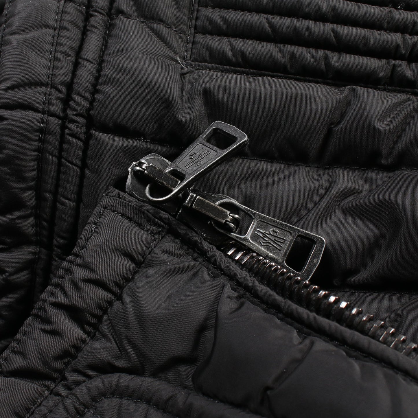 BAHR ダウンジャケット ナイロン レザー ブラック モンクレール アウター MONCLER