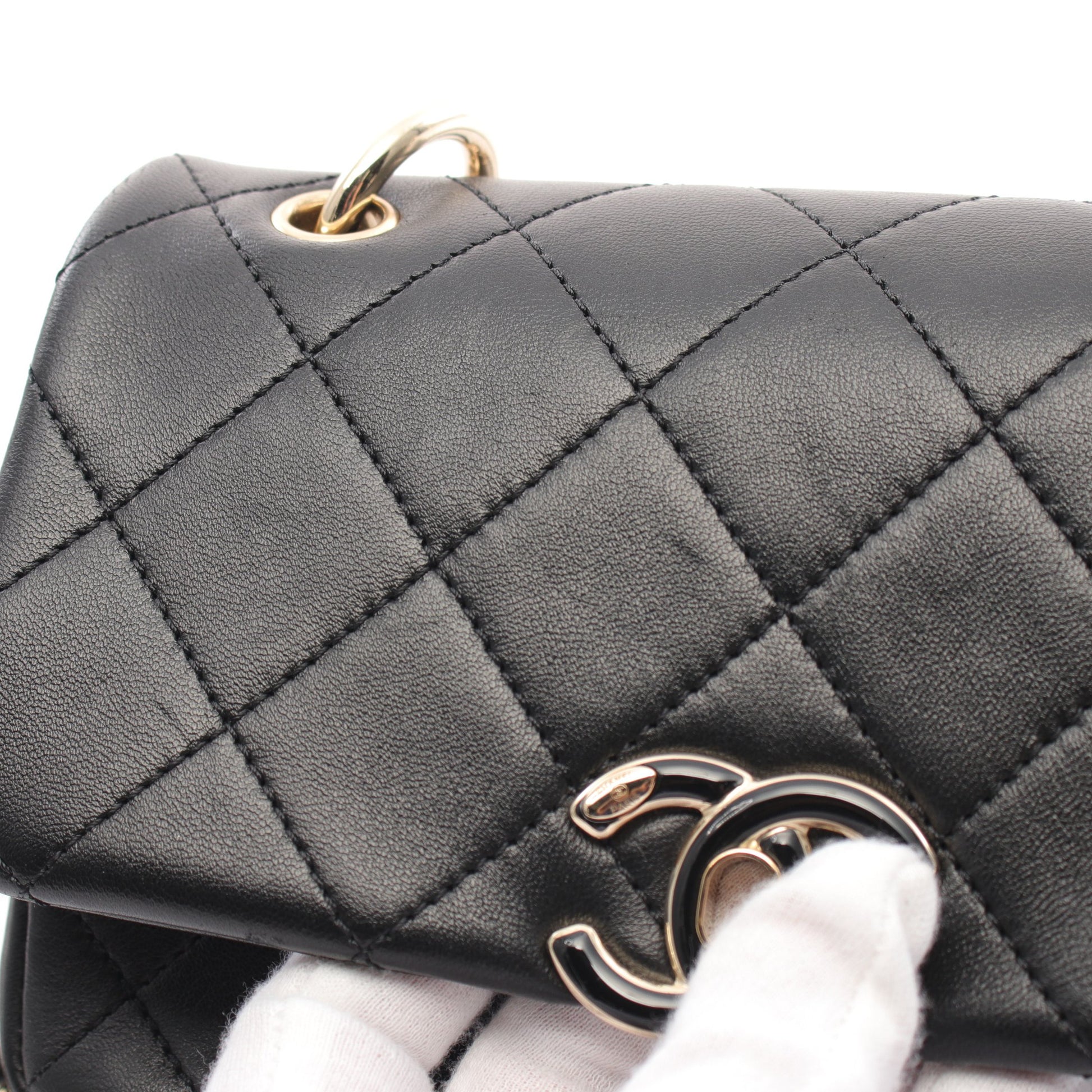 マトラッセ チェーンショルダーバッグ ラムスキン ブラック ゴールド金具 シャネル バッグ CHANEL