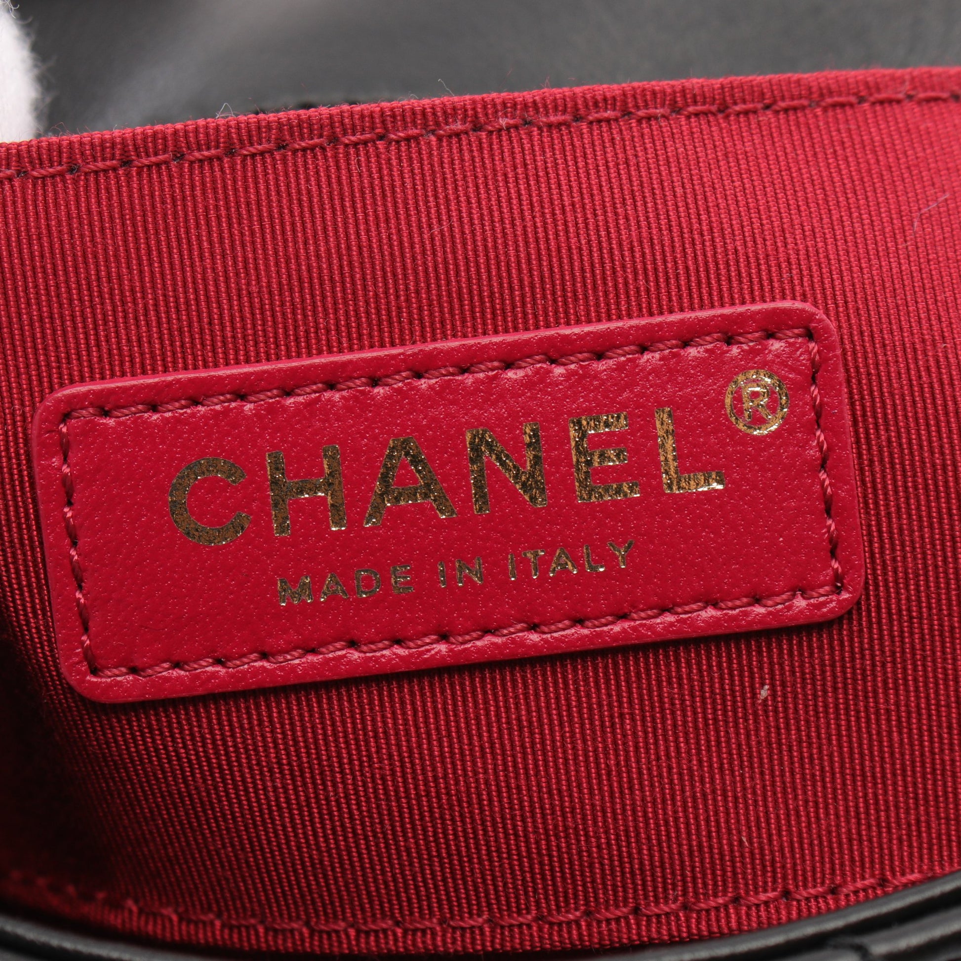 マトラッセ チェーンショルダーバッグ ラムスキン ブラック ゴールド金具 シャネル バッグ CHANEL