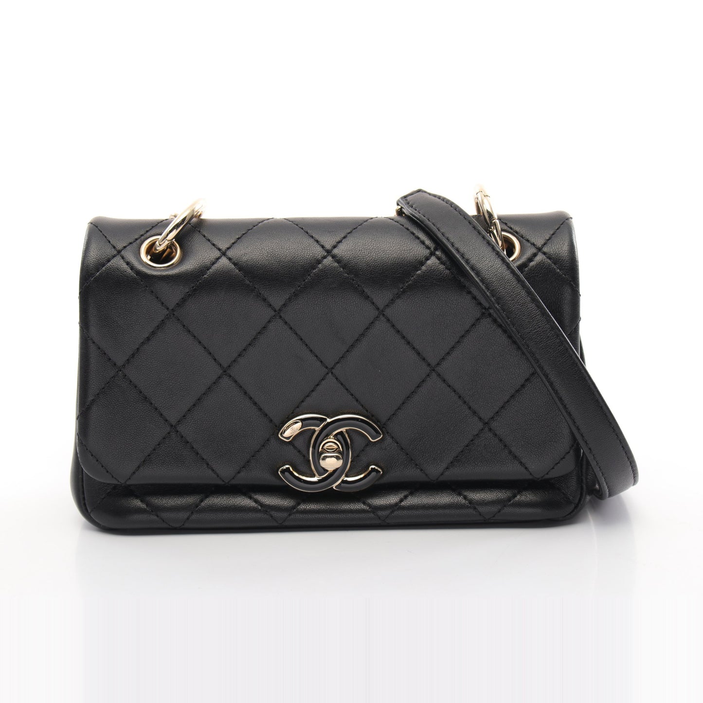 マトラッセ チェーンショルダーバッグ ラムスキン ブラック ゴールド金具 シャネル バッグ CHANEL