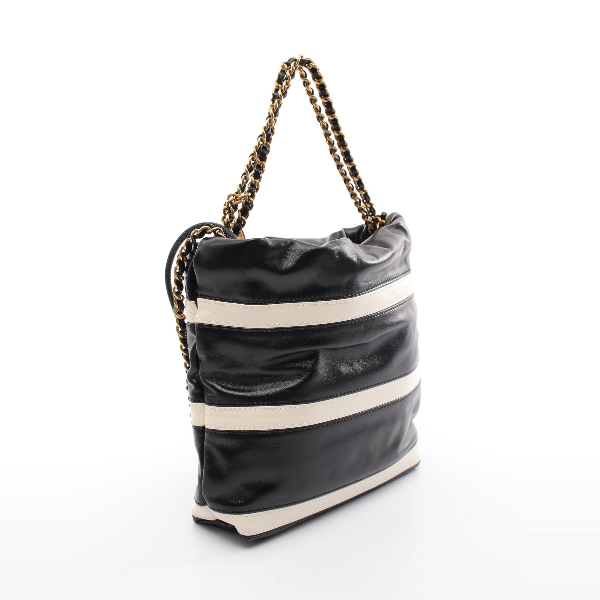 CHANEL 22 ミニ チェーンショルダーバッグ ボーダー ラムスキン ブラック オフホワイト ゴールド金具 2WAY シャネル バッグ CHANEL